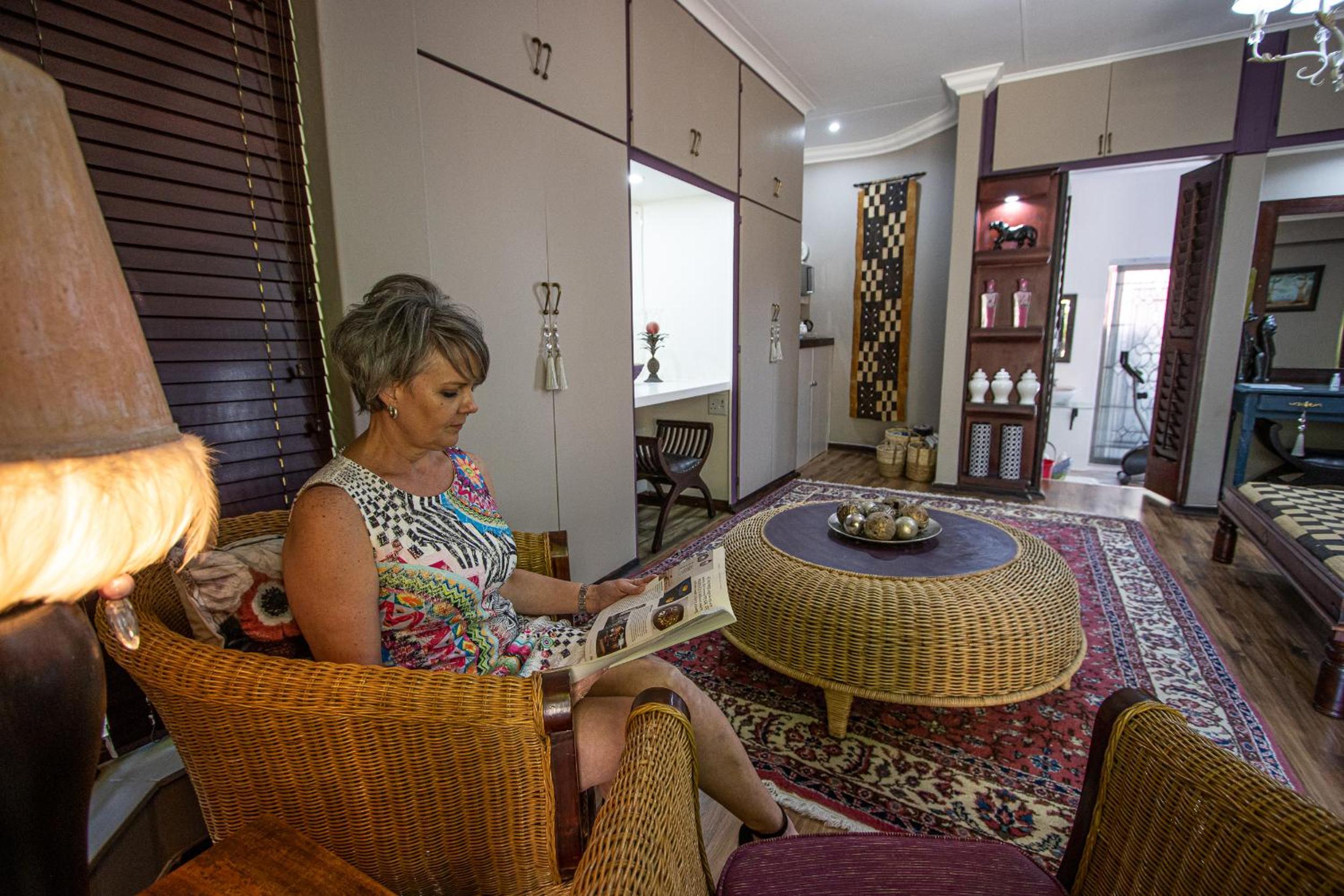 Deluxe Suite - Photo 13
