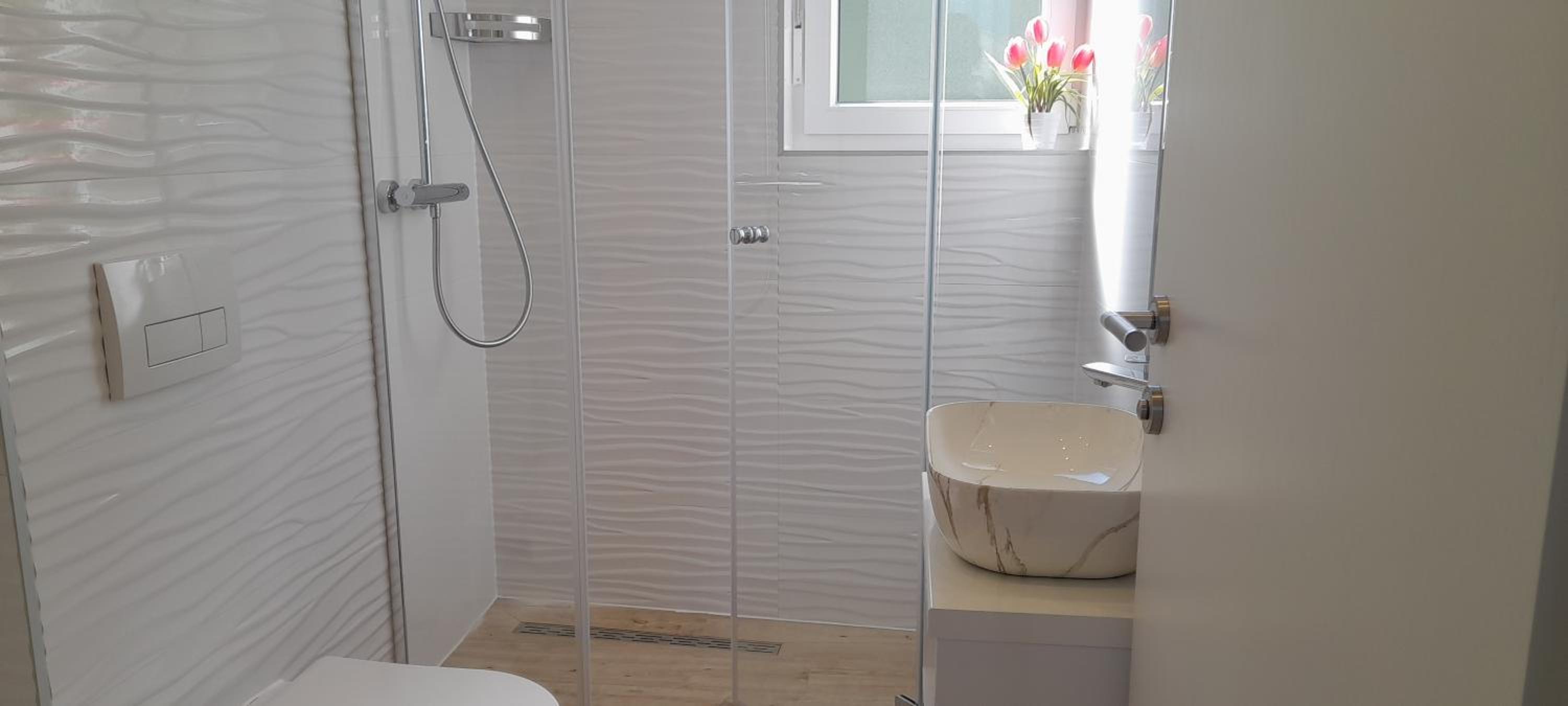 One-Bedroom Apartment - Photo 27