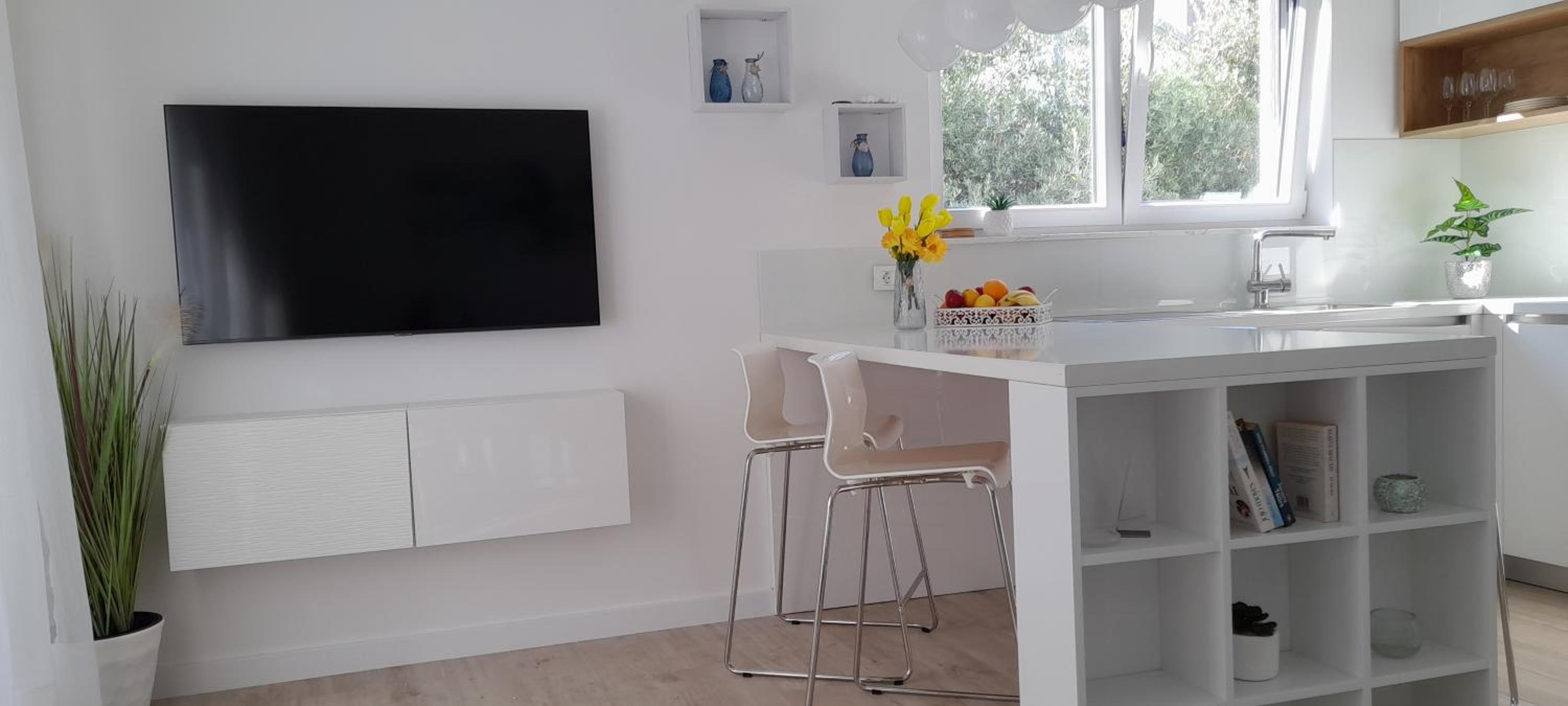 One-Bedroom Apartment - Photo 19