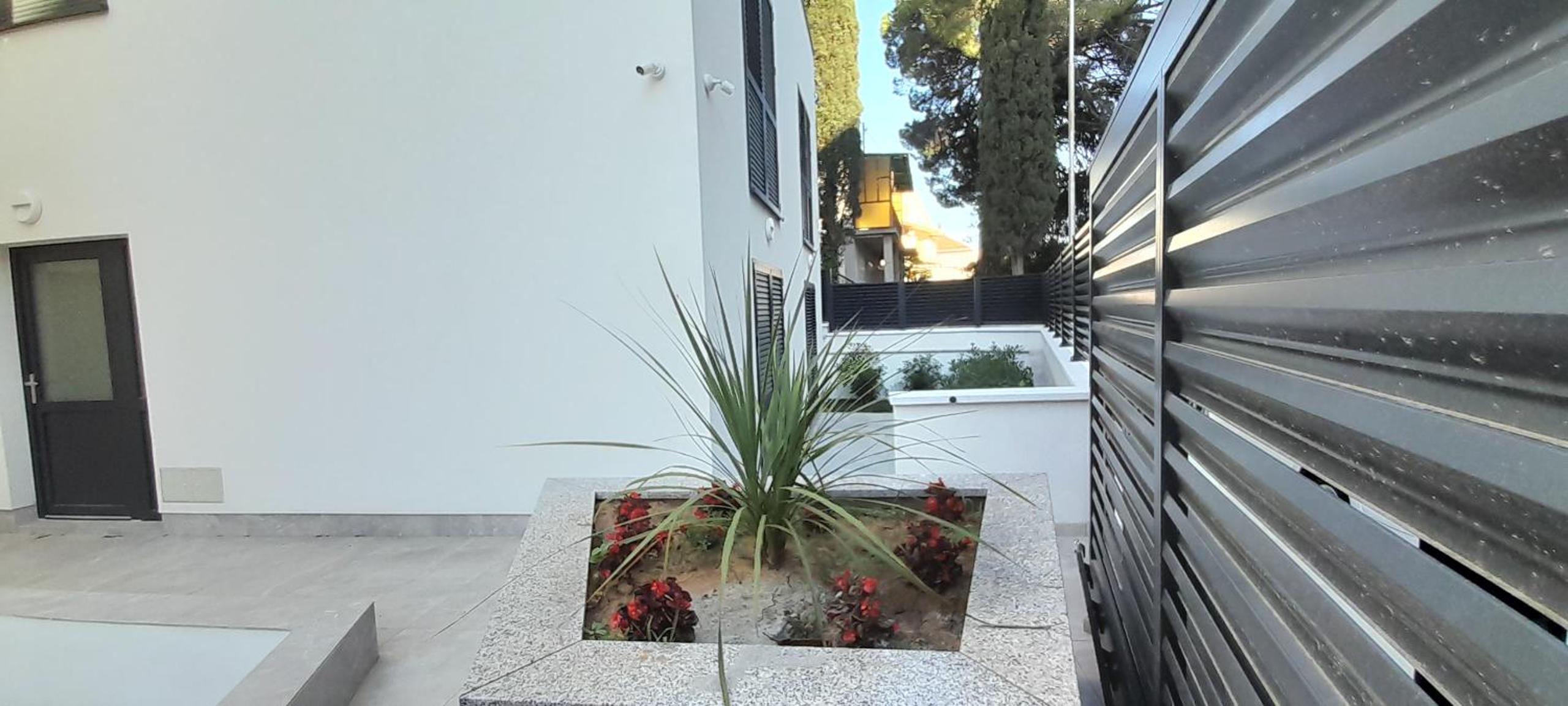 Two-Bedroom Apartment - Photo 20