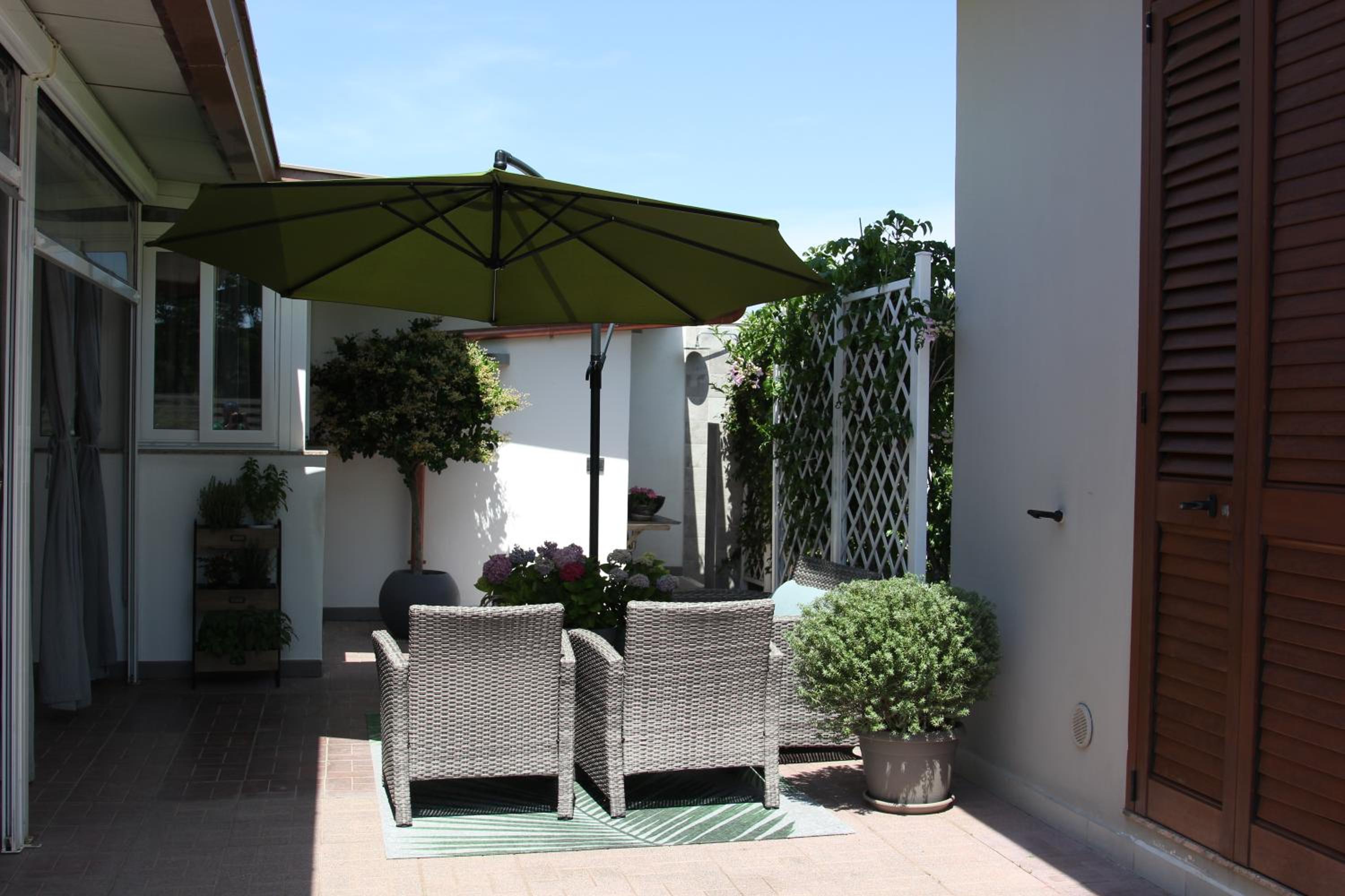 King Room with Garden View photo 2