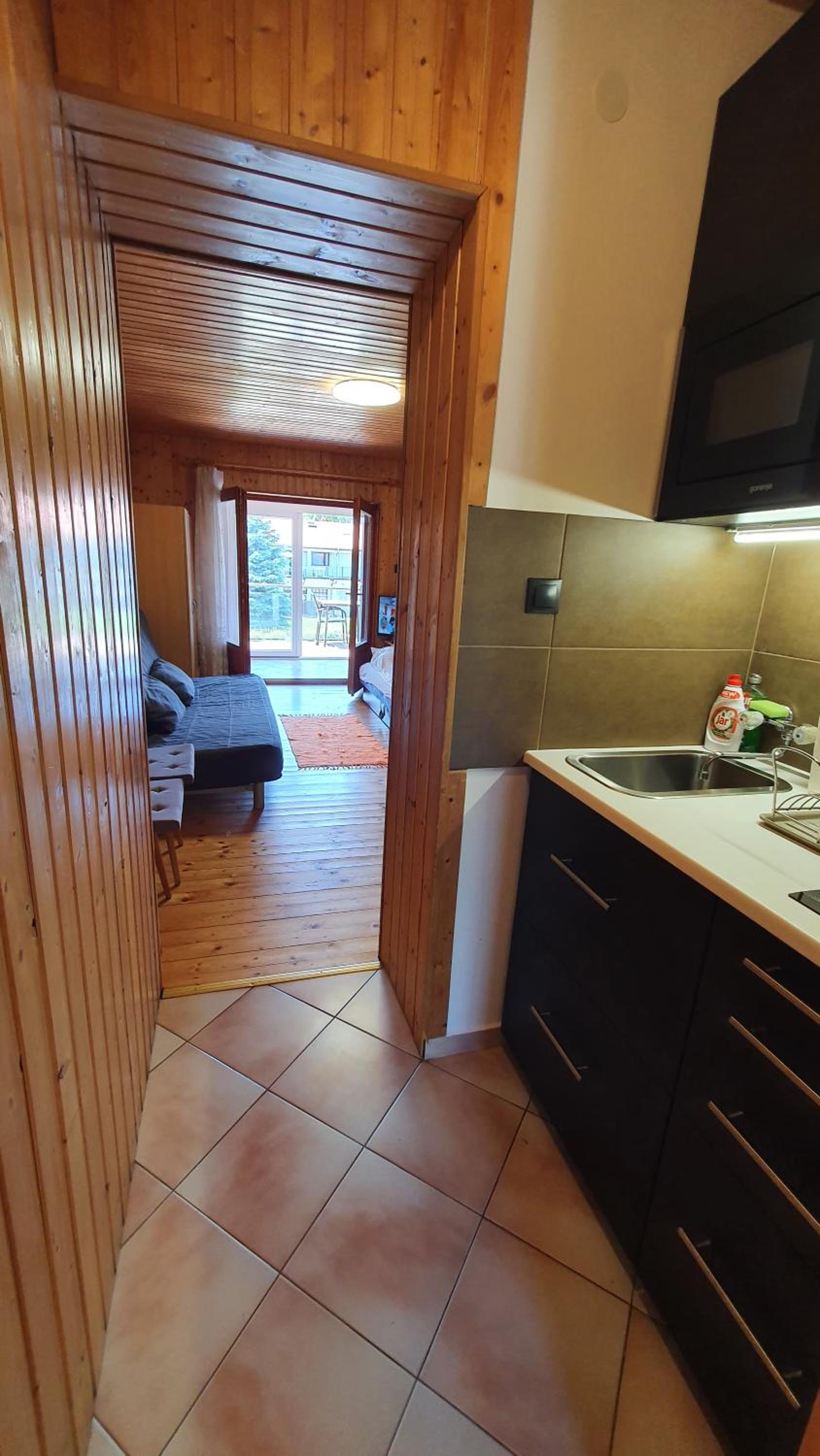 Apartment with Balcony photo 2