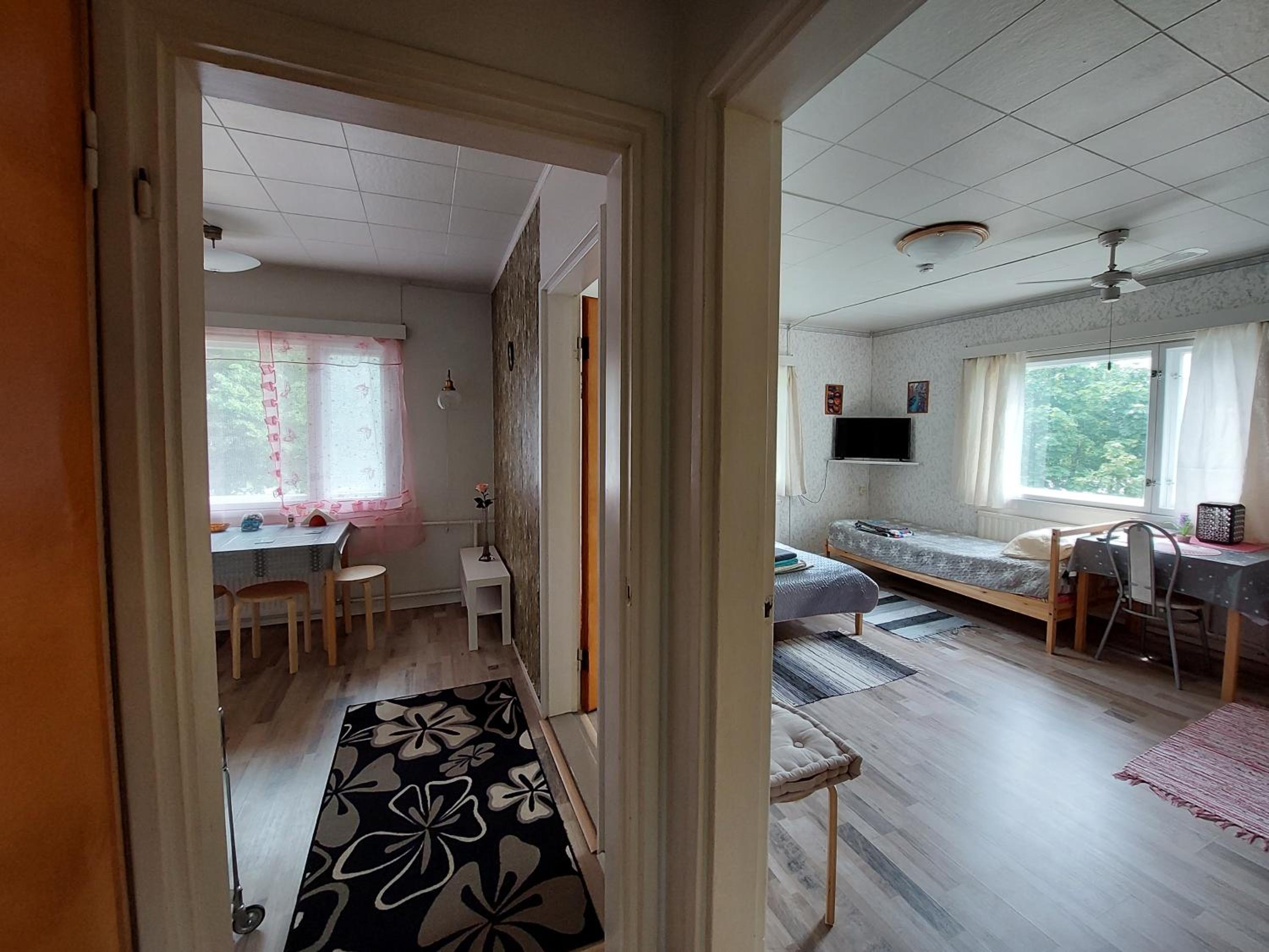 One-Bedroom Apartment - Photo 1