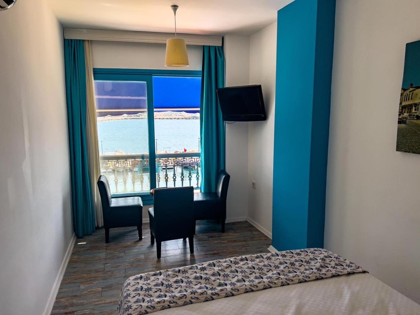 Triple Room with Sea View - Photo 25