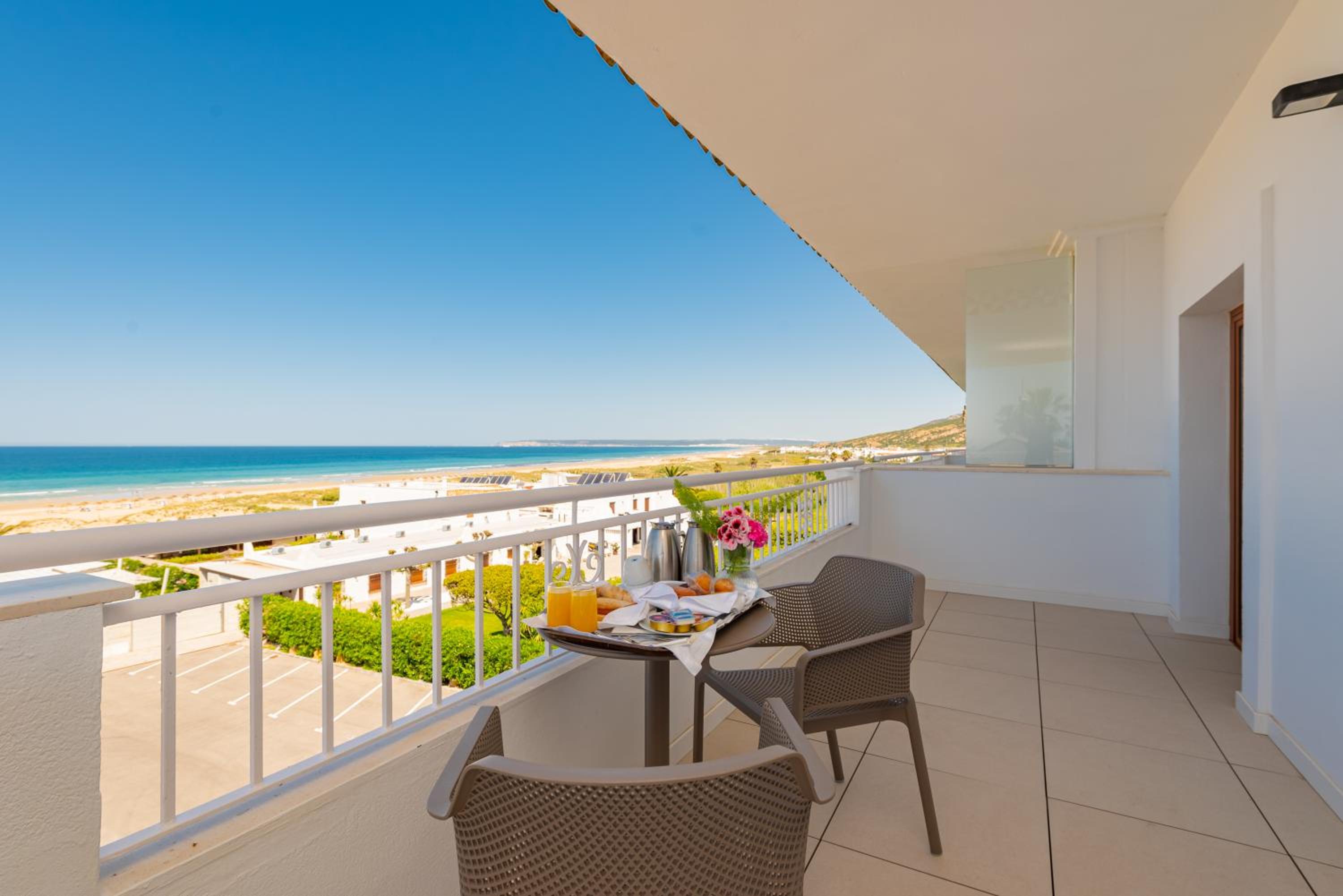 Twin Room with Sea View photo 2