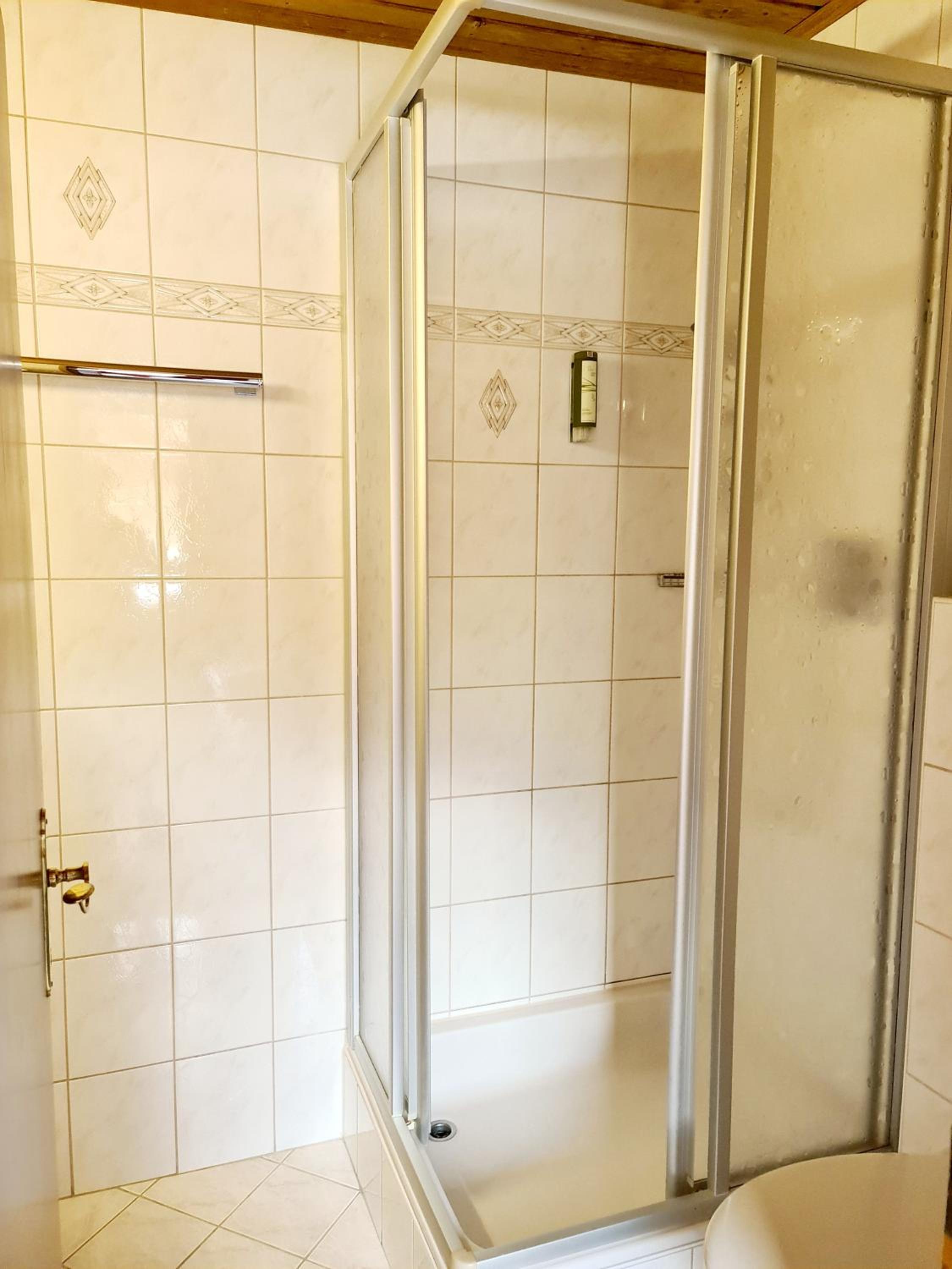 Double Room - Photo 9