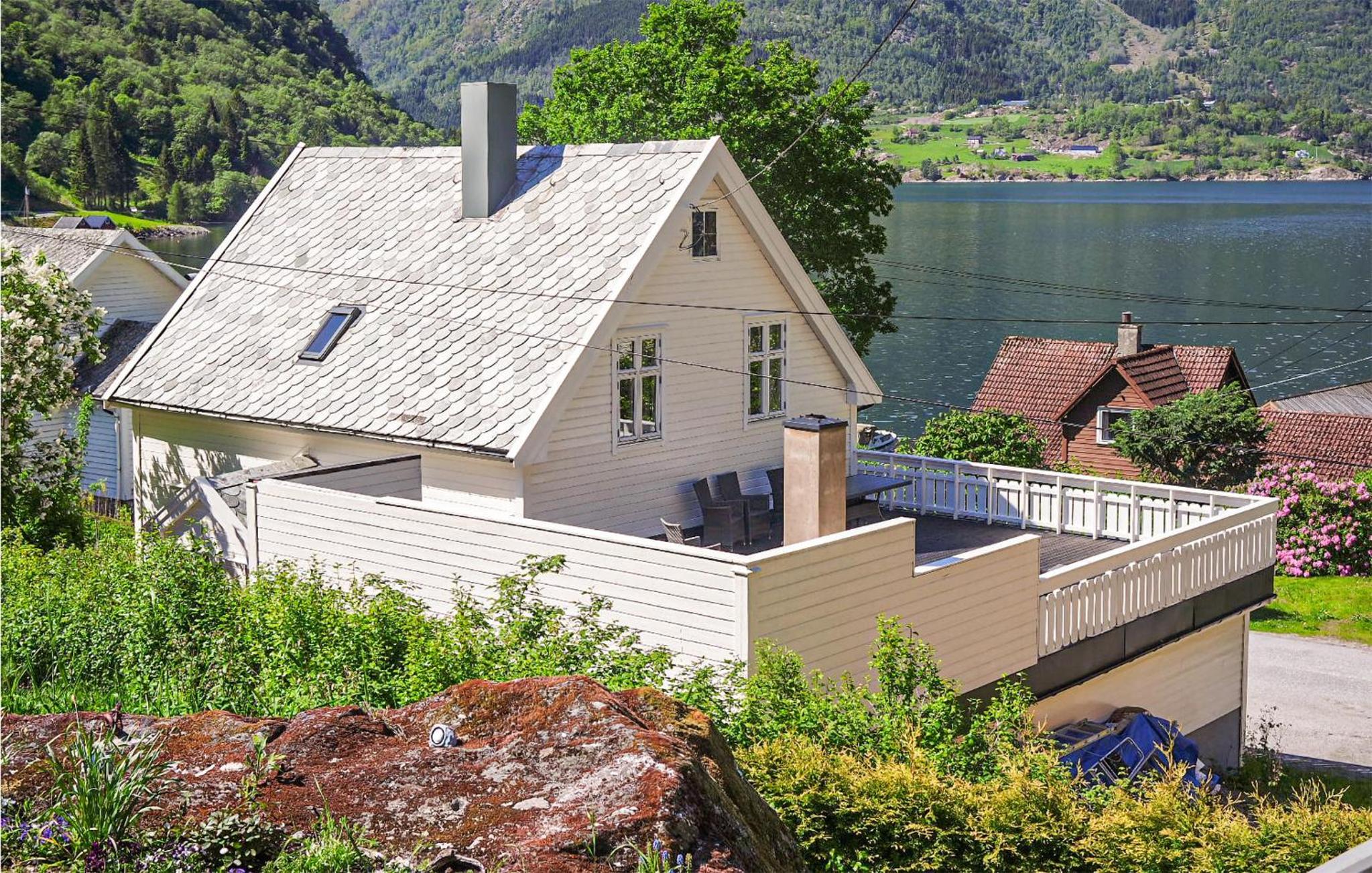 Five-Bedroom Holiday Home photo 3