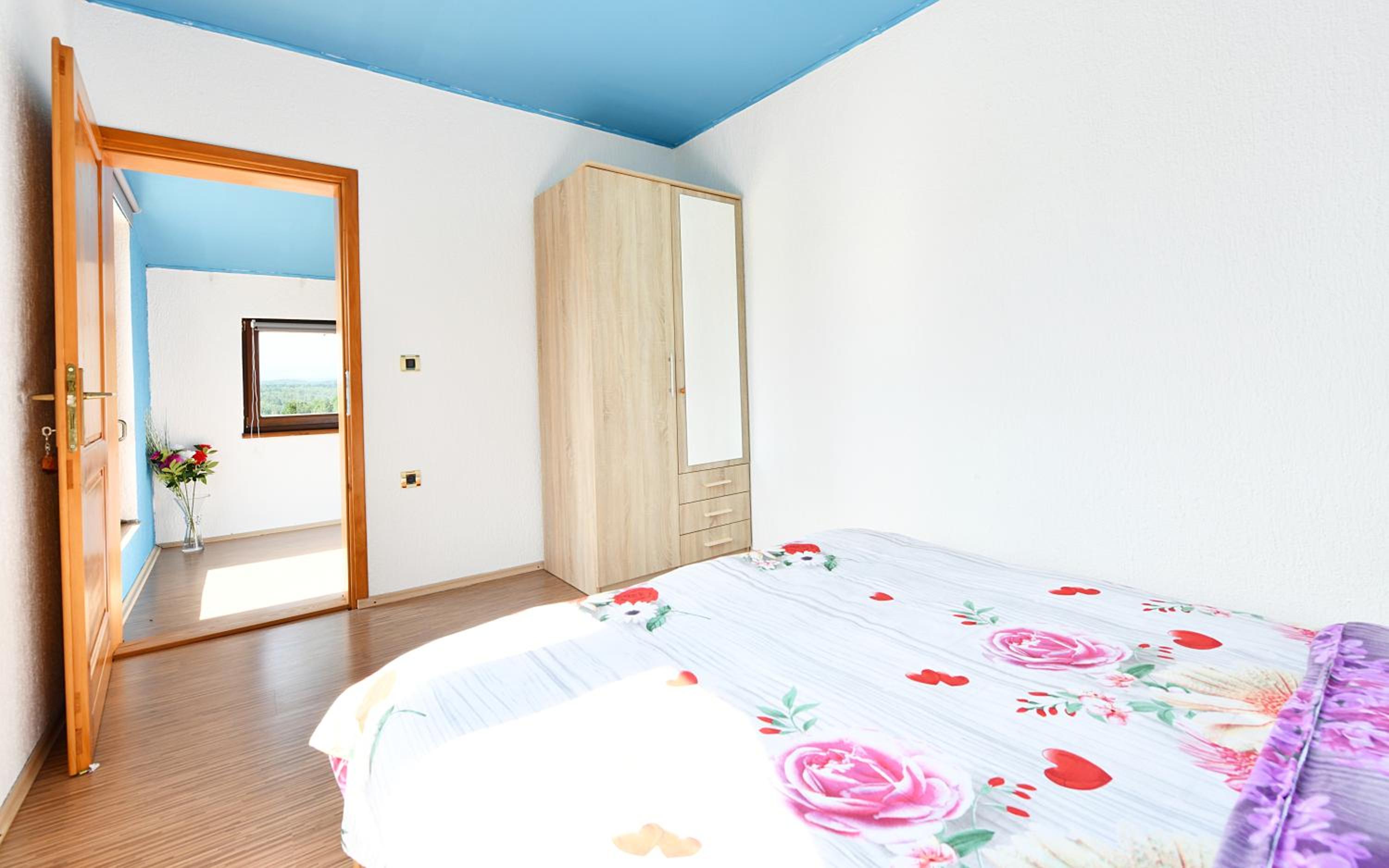 Two-Bedroom House photo 2