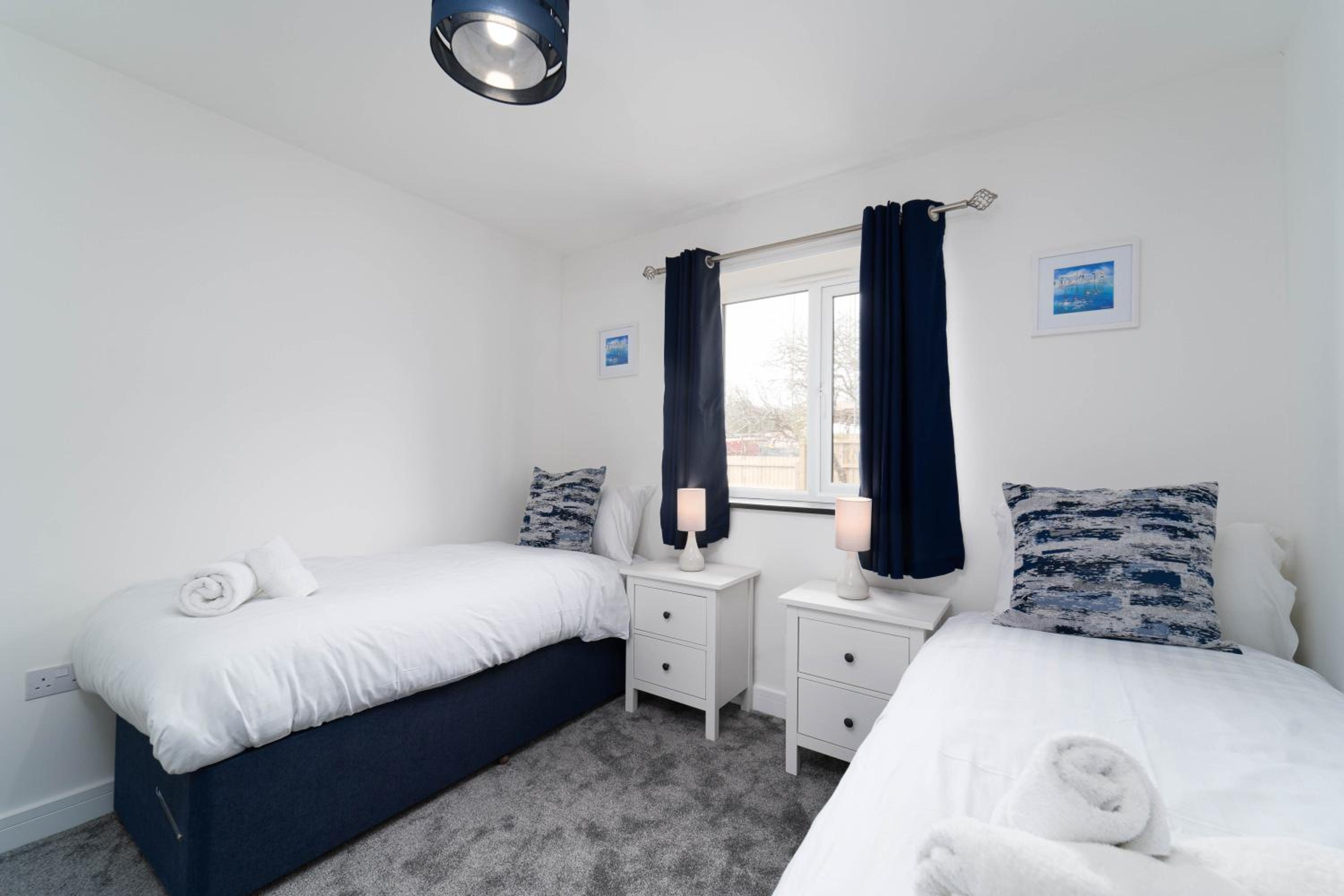 Three-Bedroom House photo 1