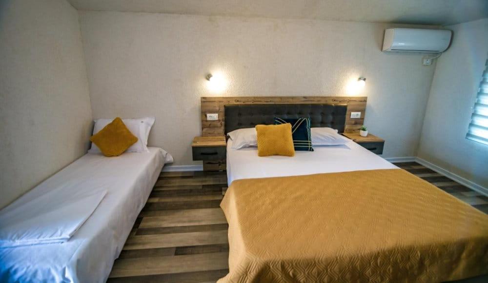 Triple Room with Terrace photo 2