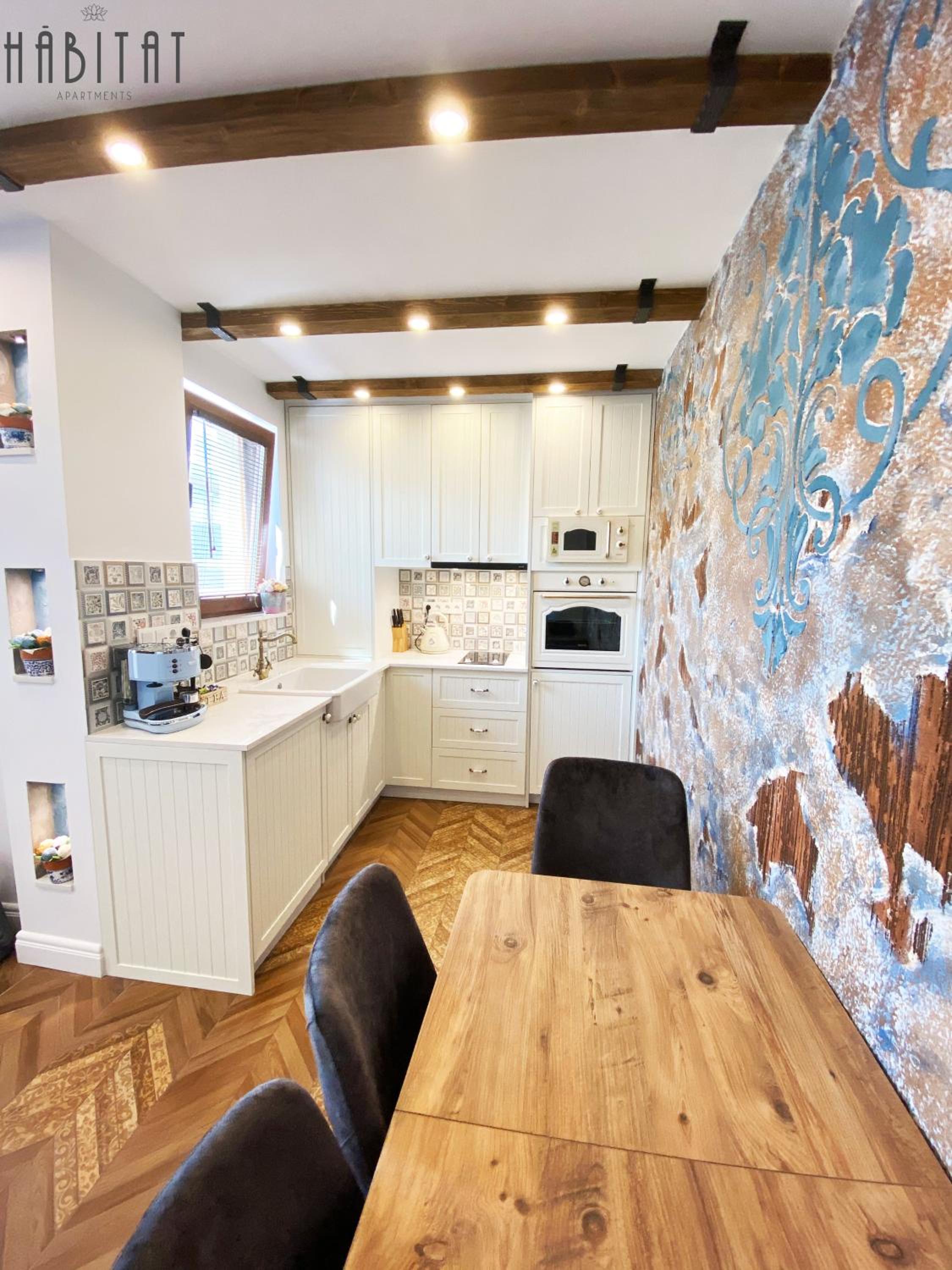 One-Bedroom Apartment - Photo 25