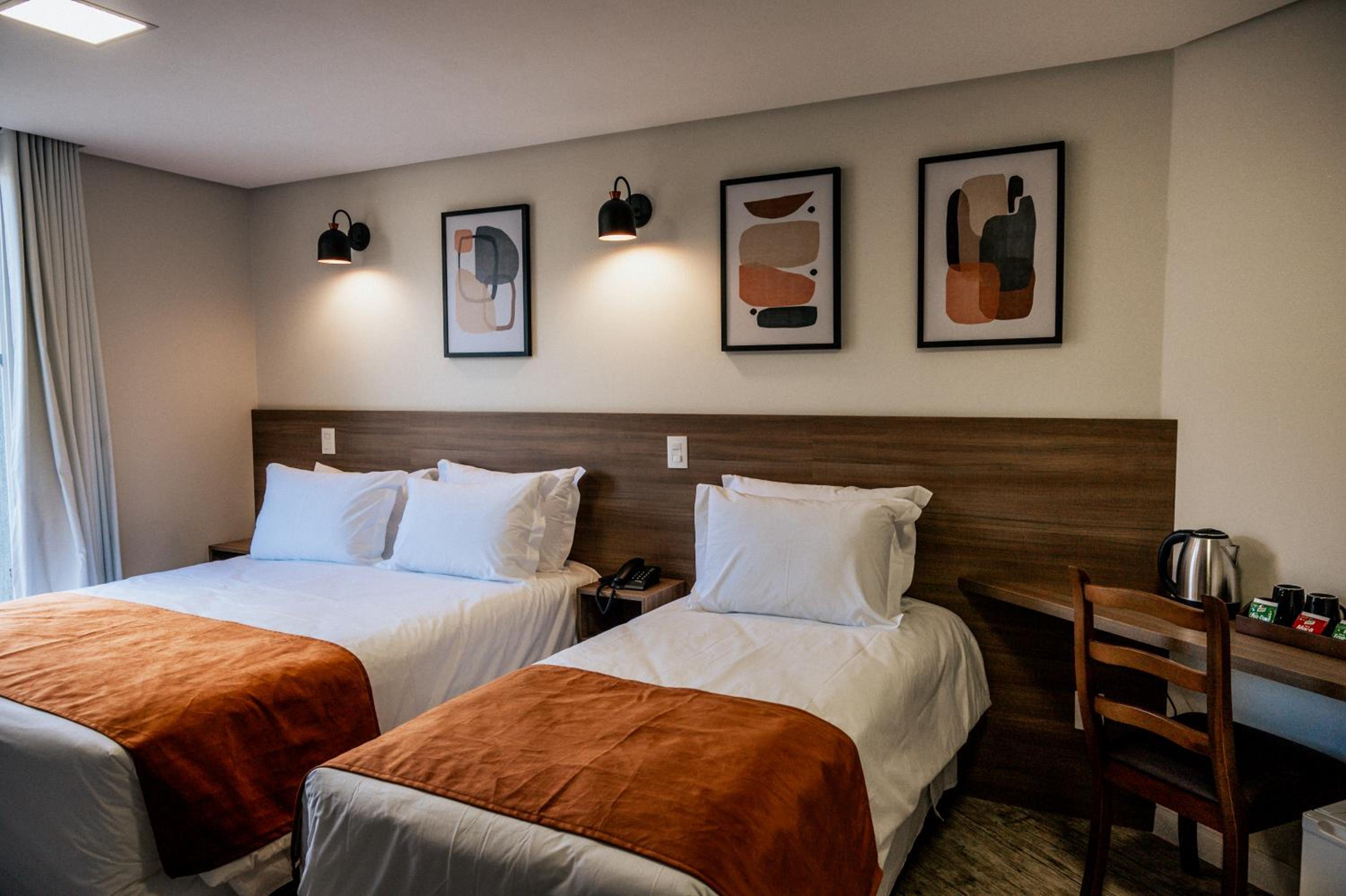 Triple Room with Balcony - Photo 1