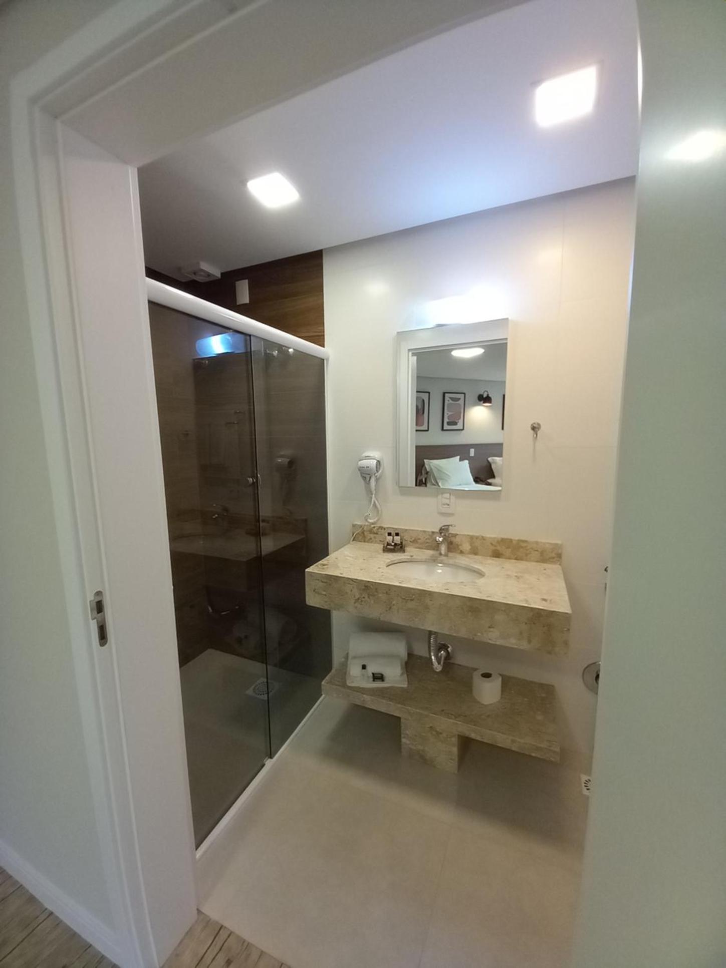 Triple Room with Balcony - Photo 4
