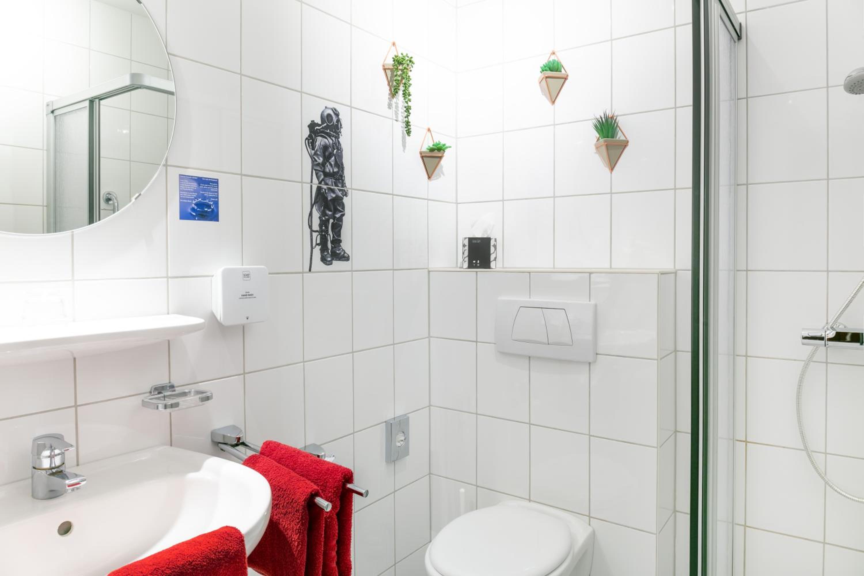 Standard Double Room - Photo 7
