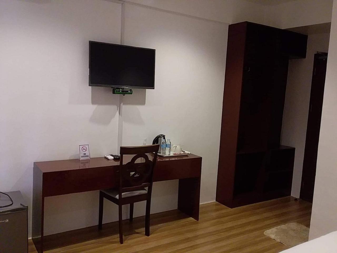 Economy Double Room - Photo 2