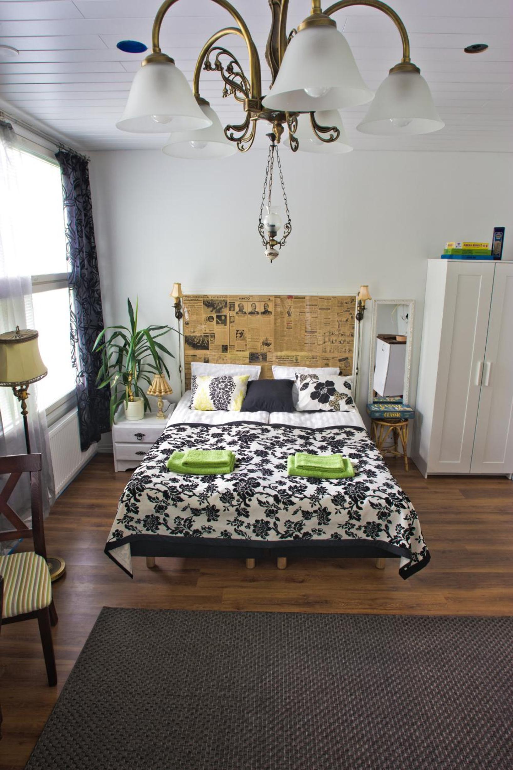 Studio with Sofa Bed - B photo 3