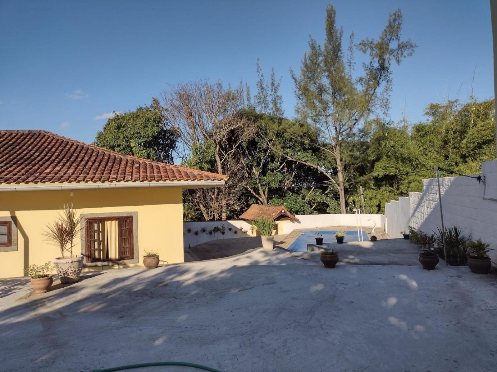 Three-Bedroom House photo 2