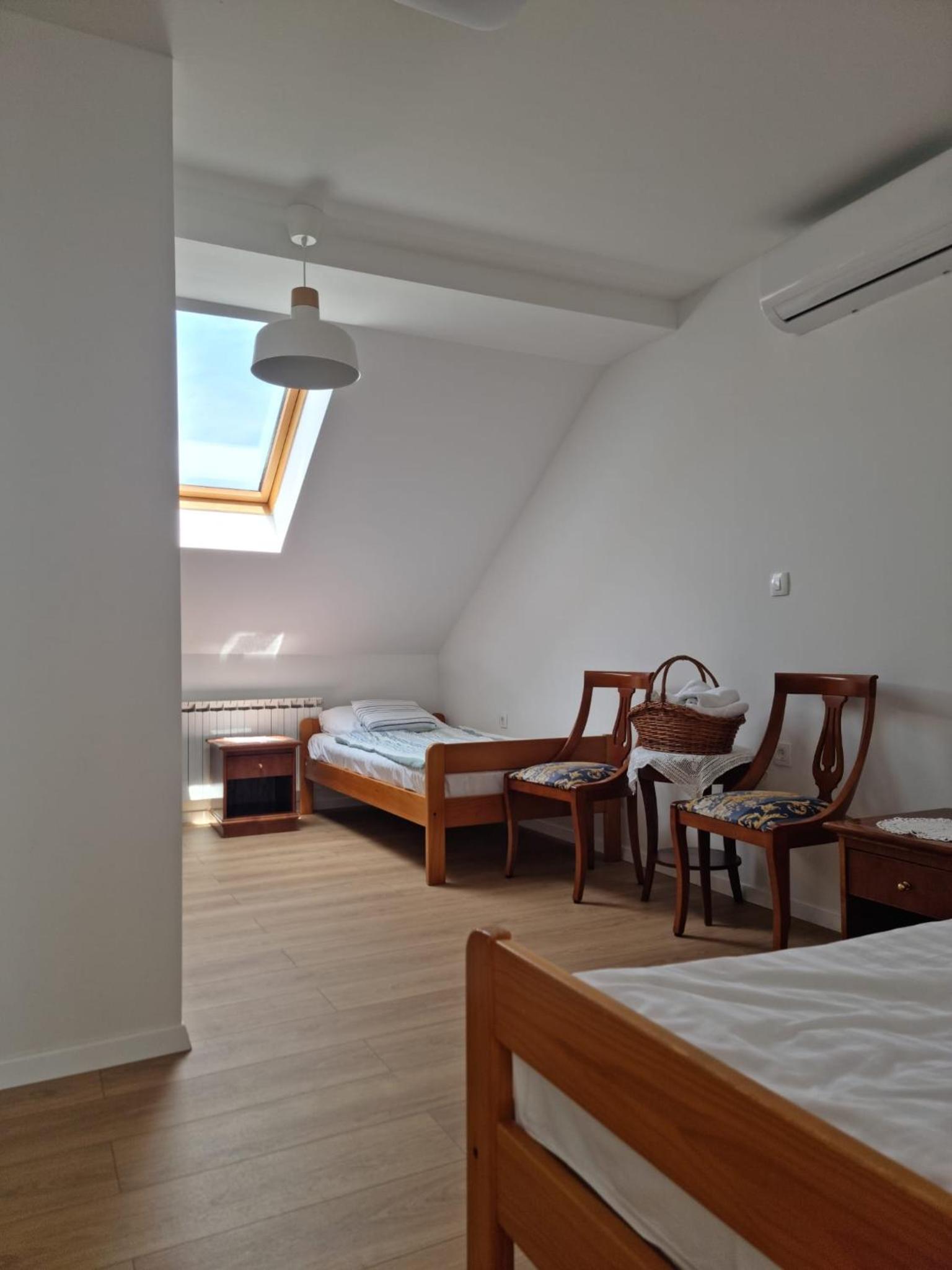 Family Room with Balcony photo 2