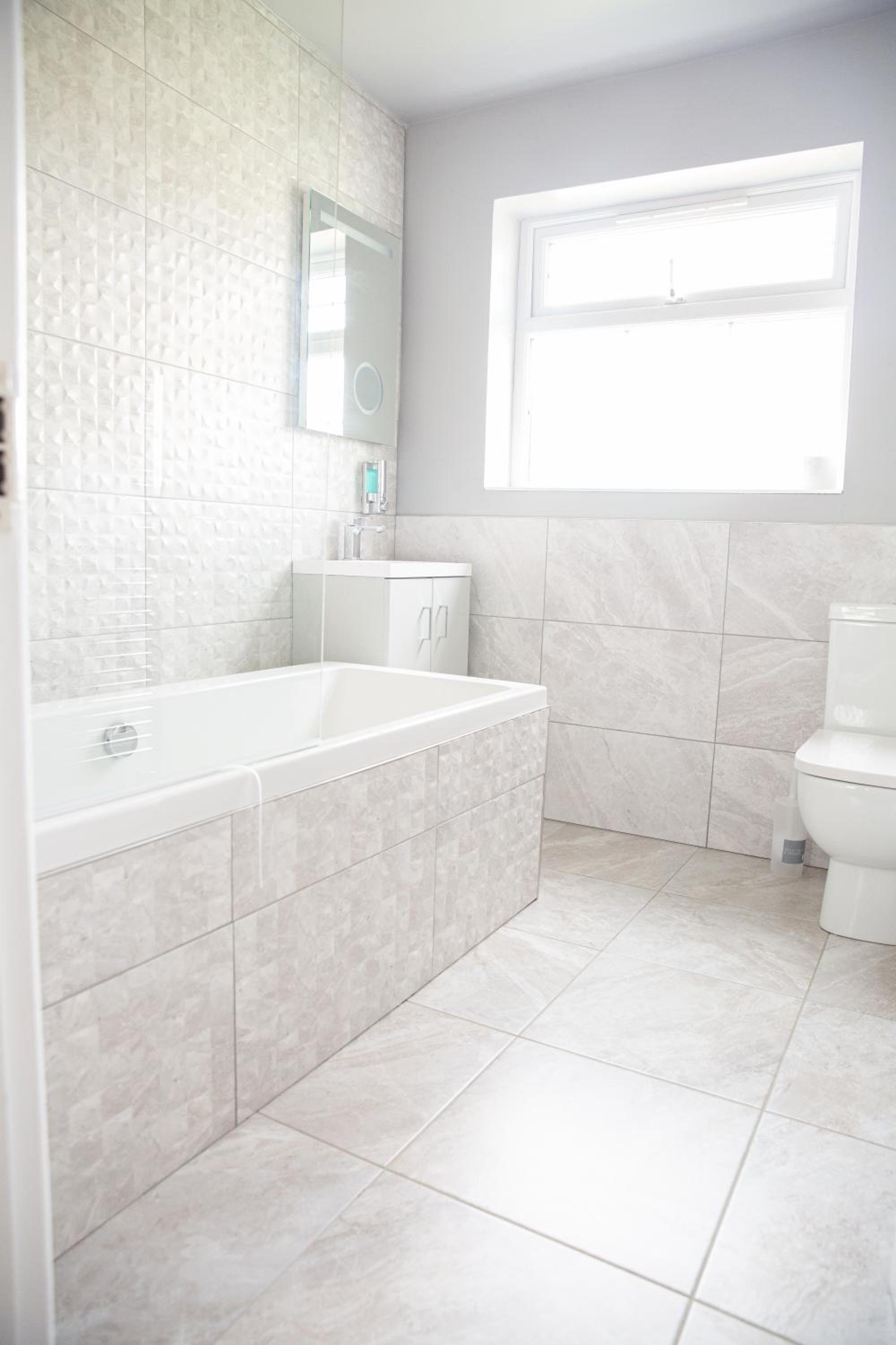 Lazy Twin (Private bathroom - Upstairs) - Photo 7