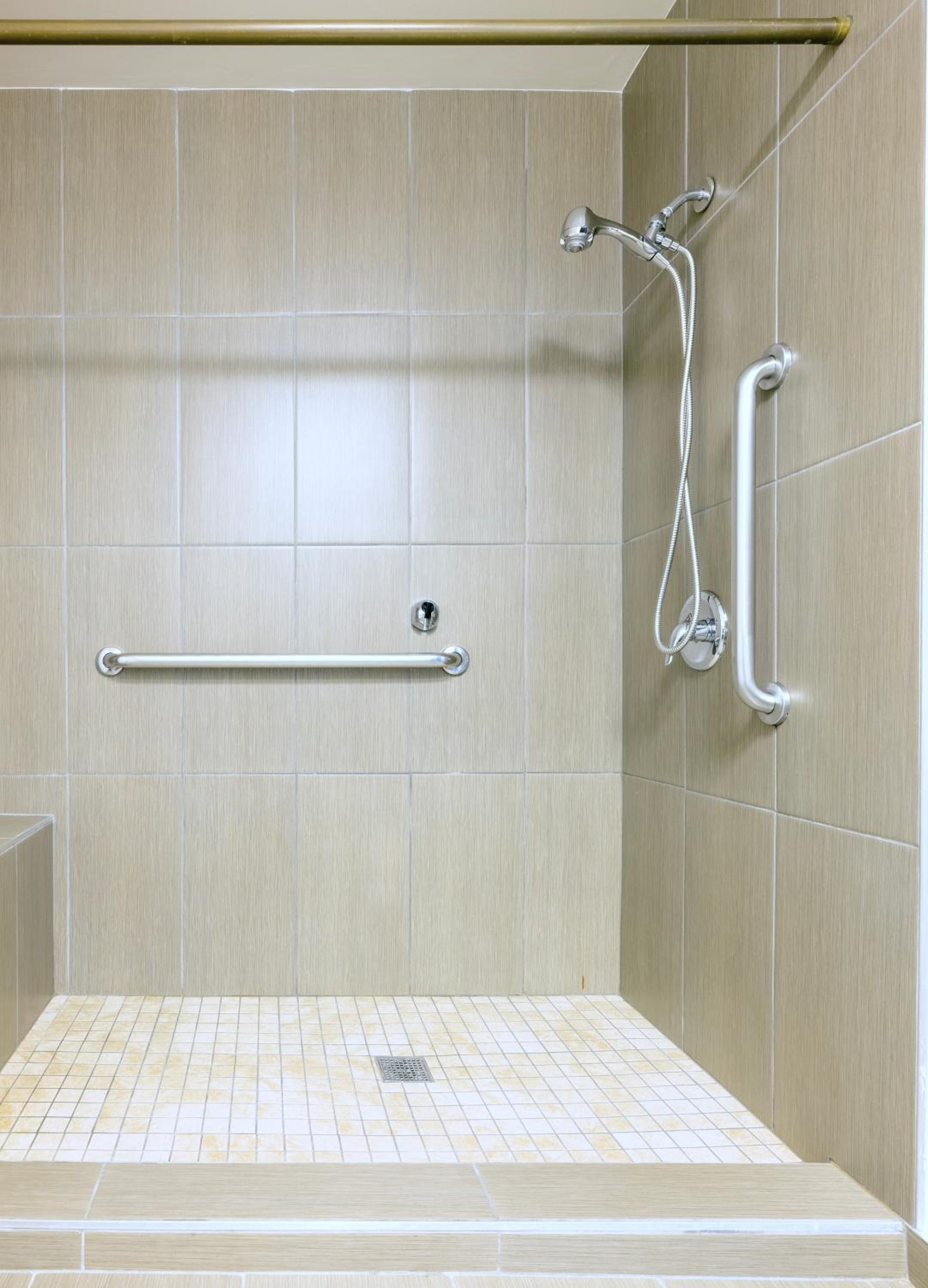 King Room - Mobility Access/Non-Smoking photo 2