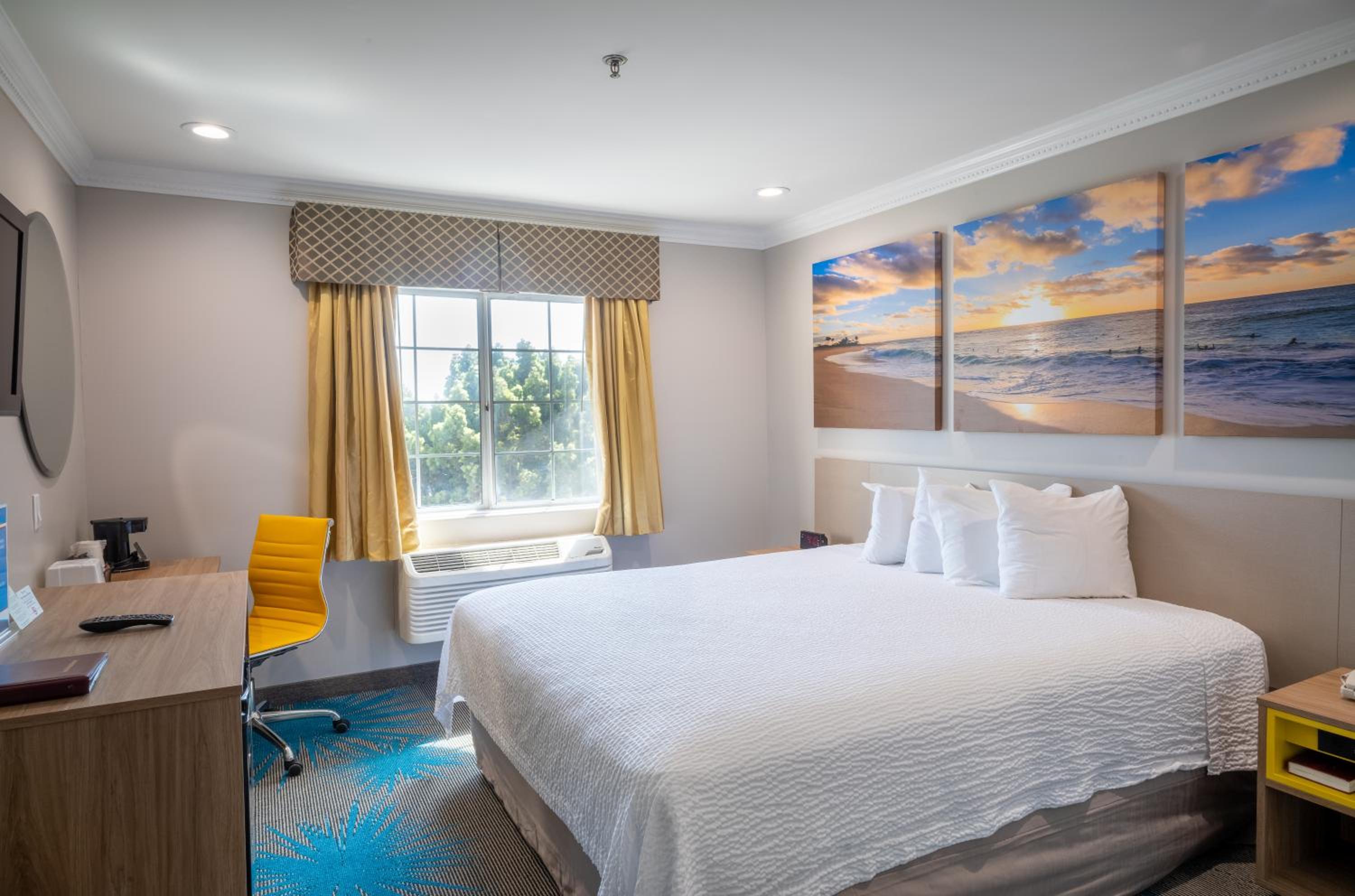 Days Inn by Wyndham Santa Monica, Photo 8