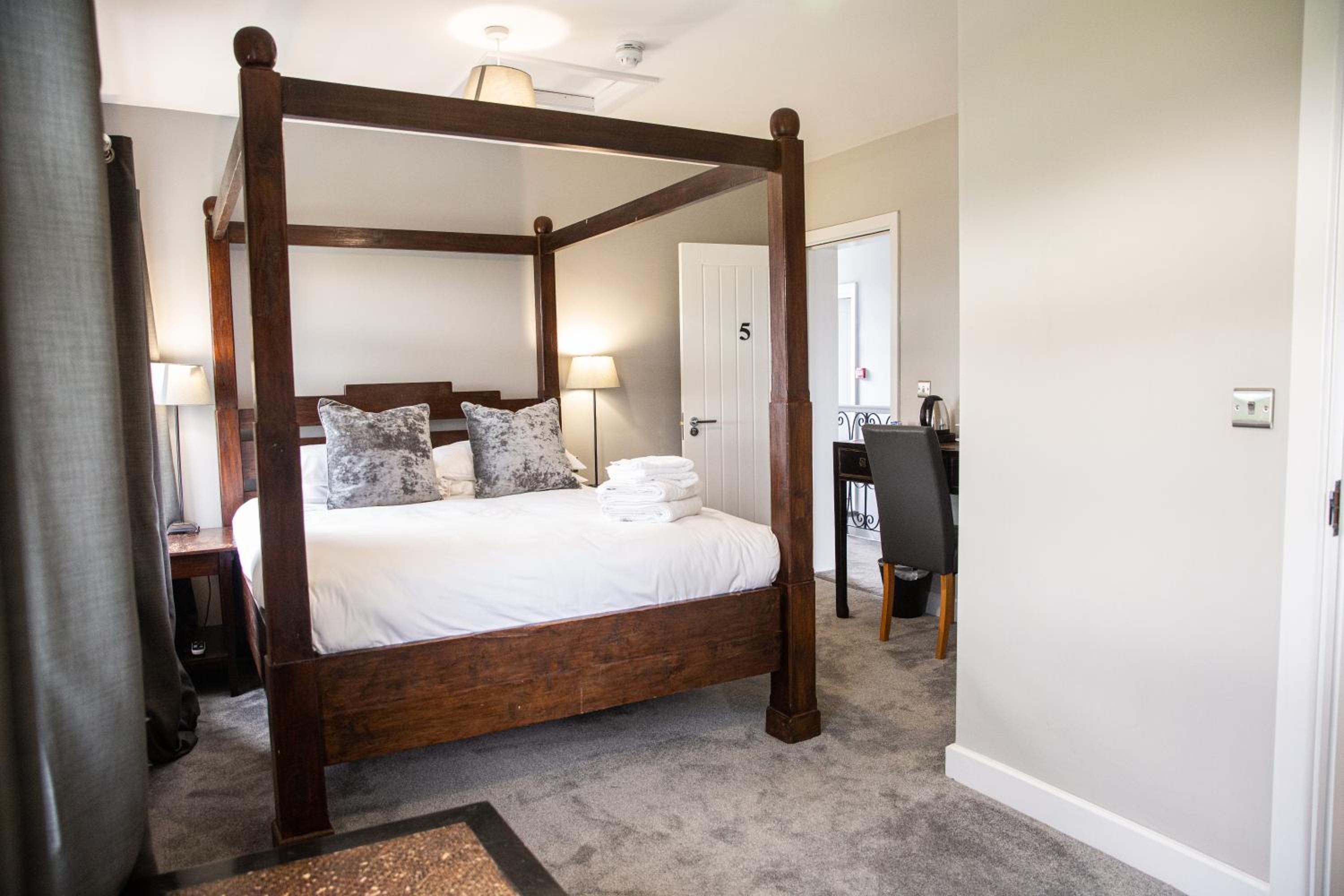 Bridal Suite - Photo 4