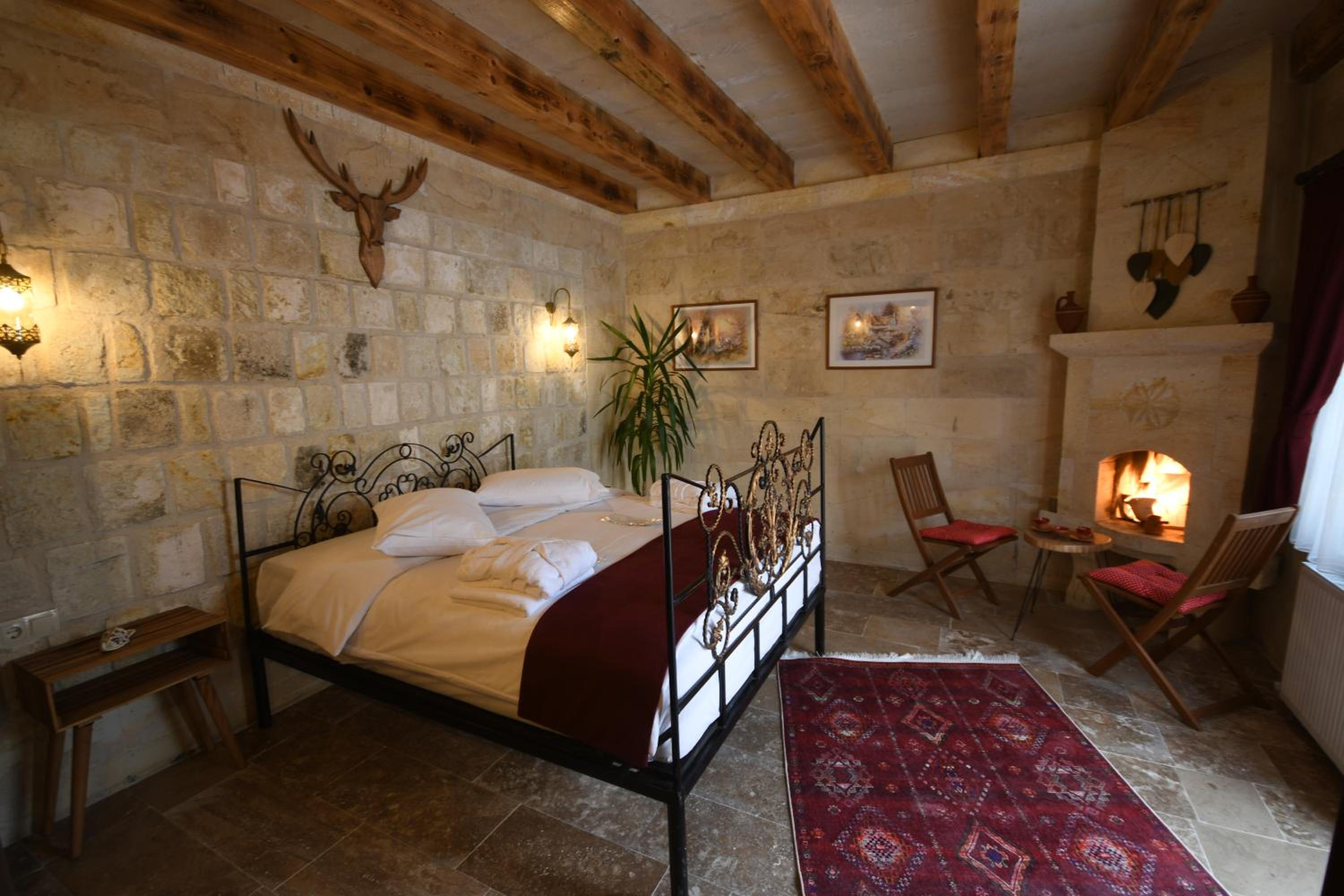 Deluxe Junior Suite photo 1