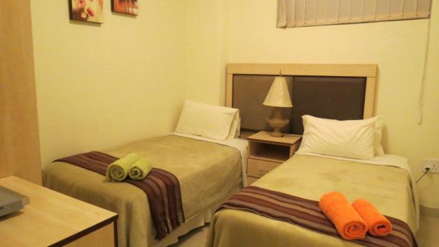 Twin Room with Shower photo 2