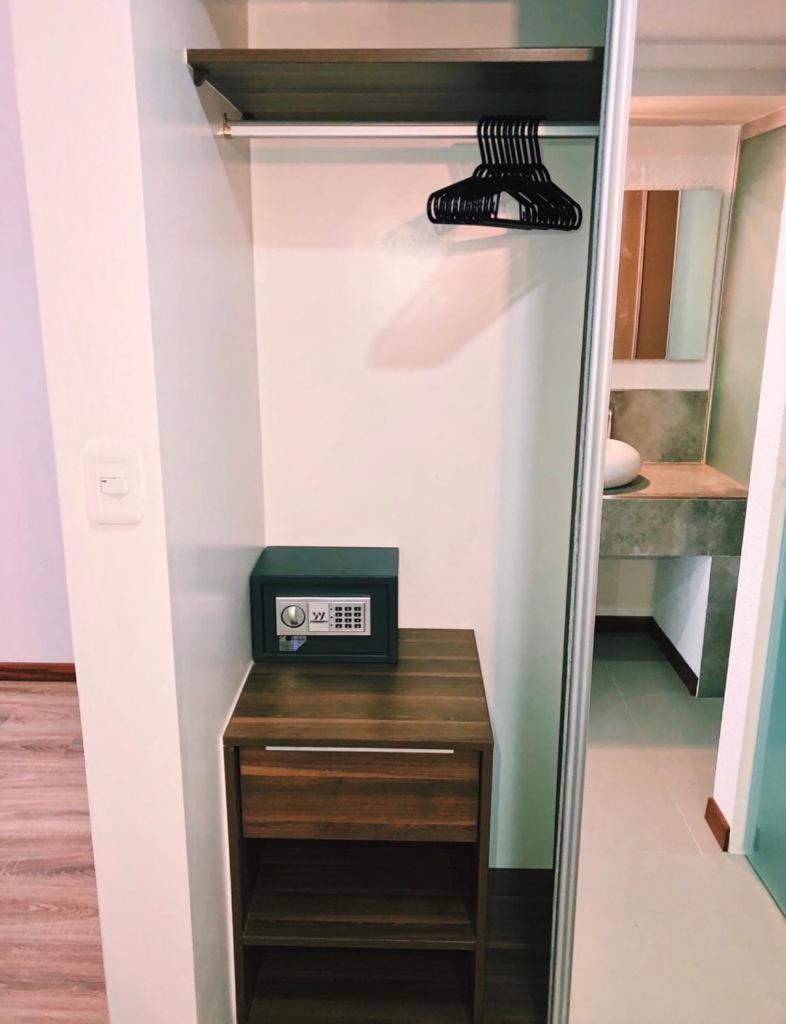 Deluxe Apartment photo 2