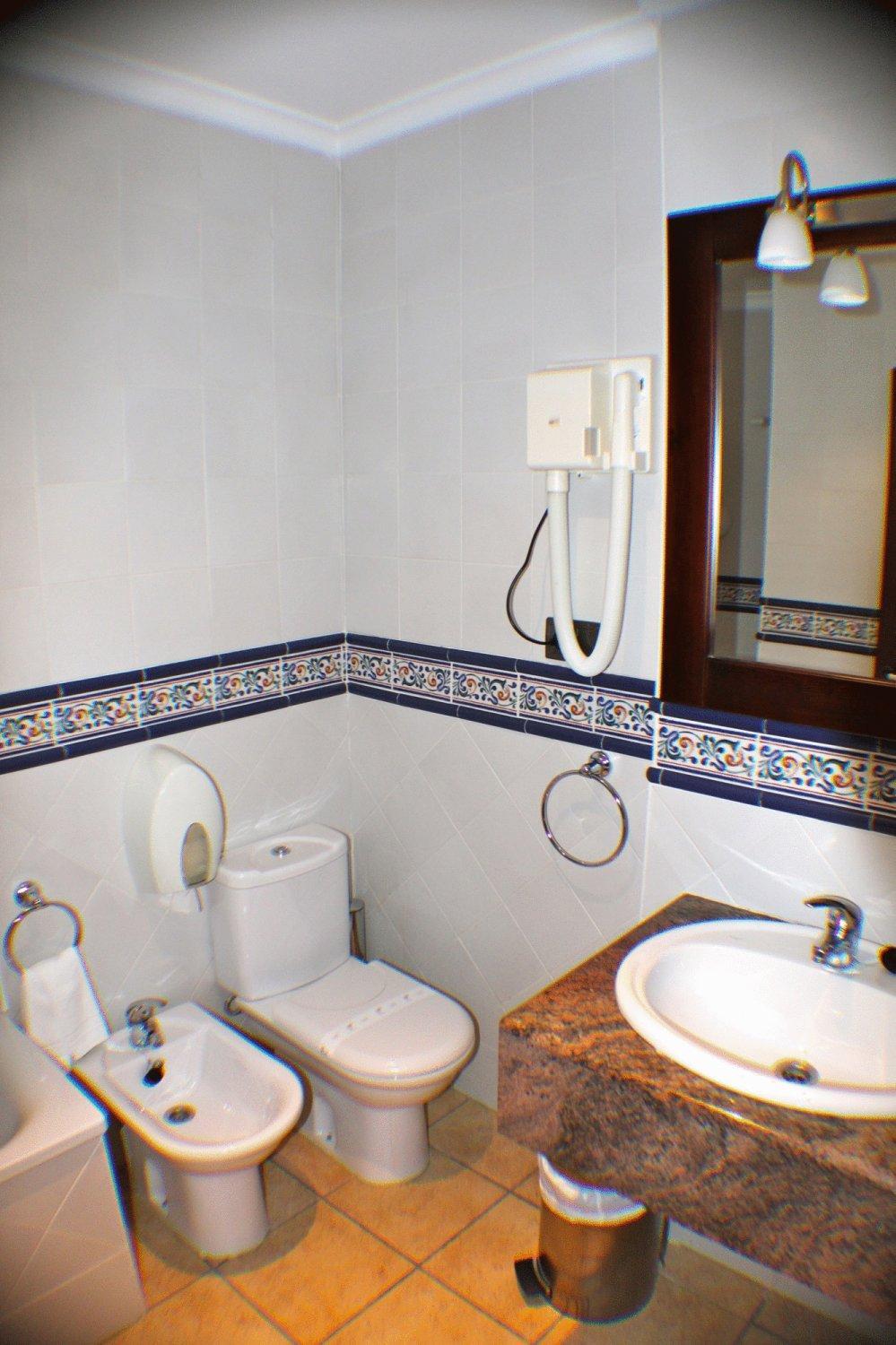 Triple Room (2 Adults + 1 Child) photo 3