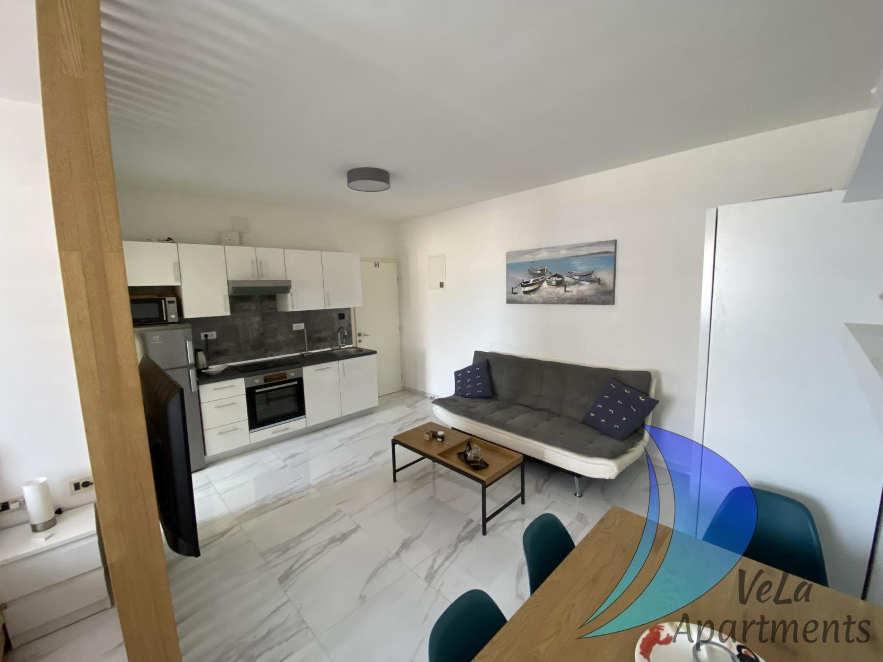 Apartment photo 3