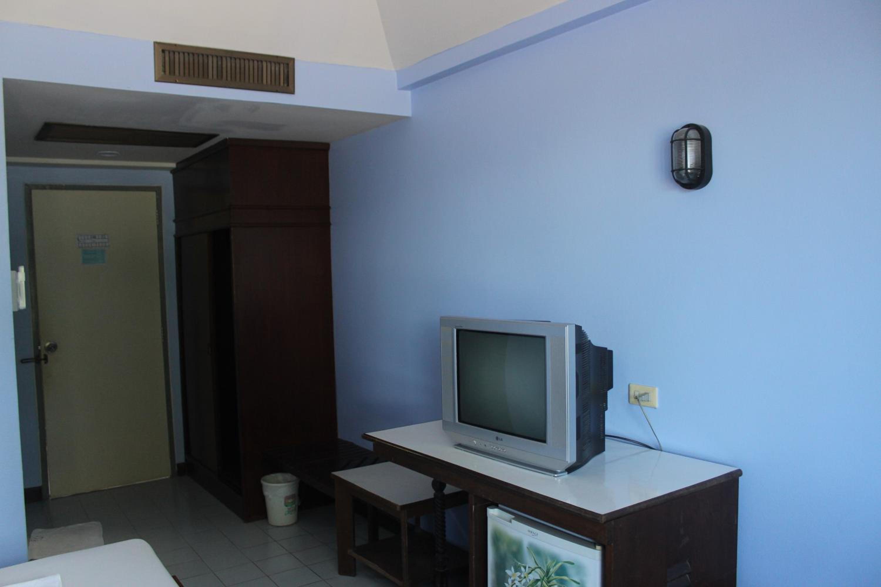 Standard Twin Room With Fan photo 1