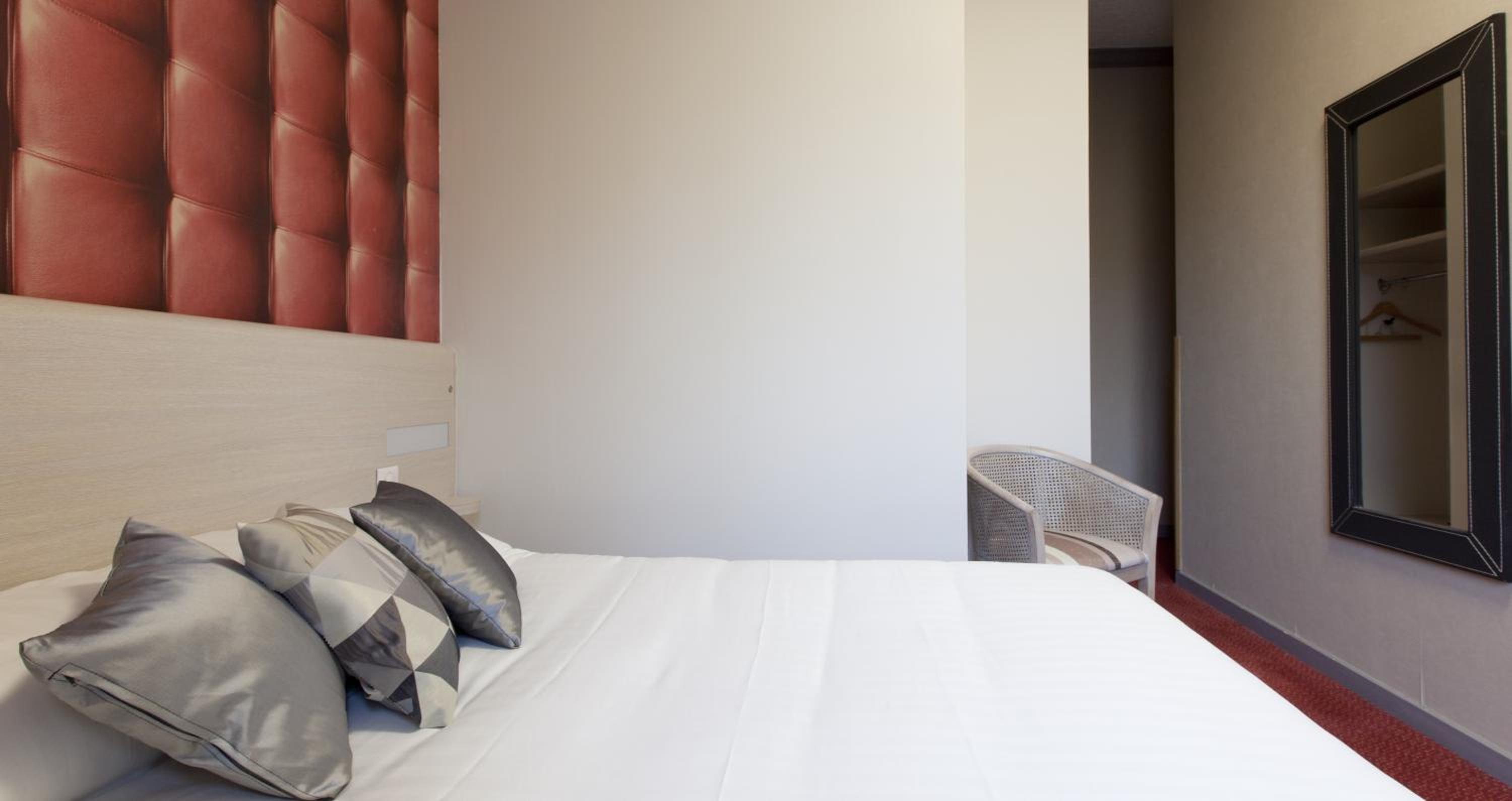 Double Room - Photo 2