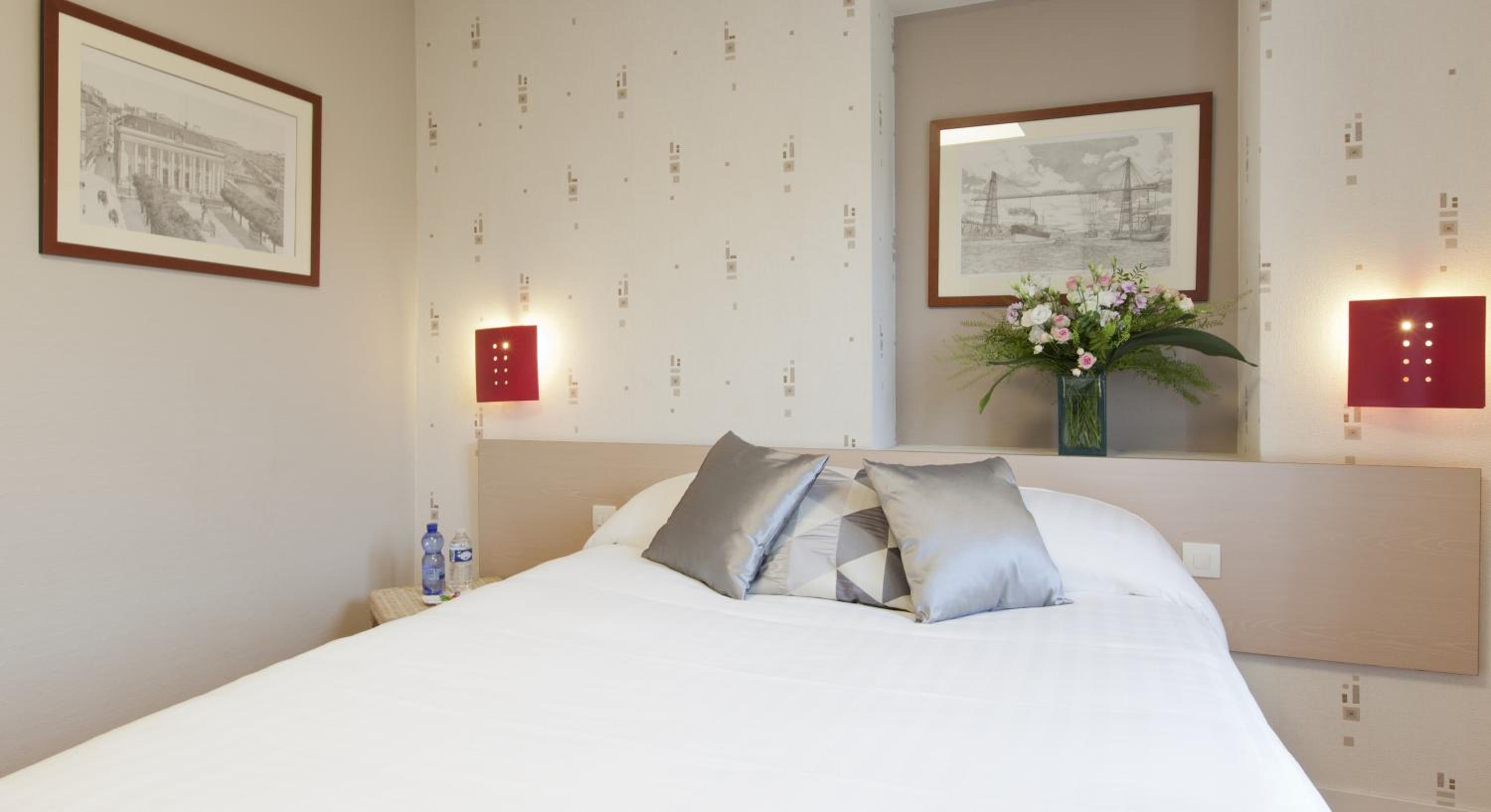 Double Room - Photo 7