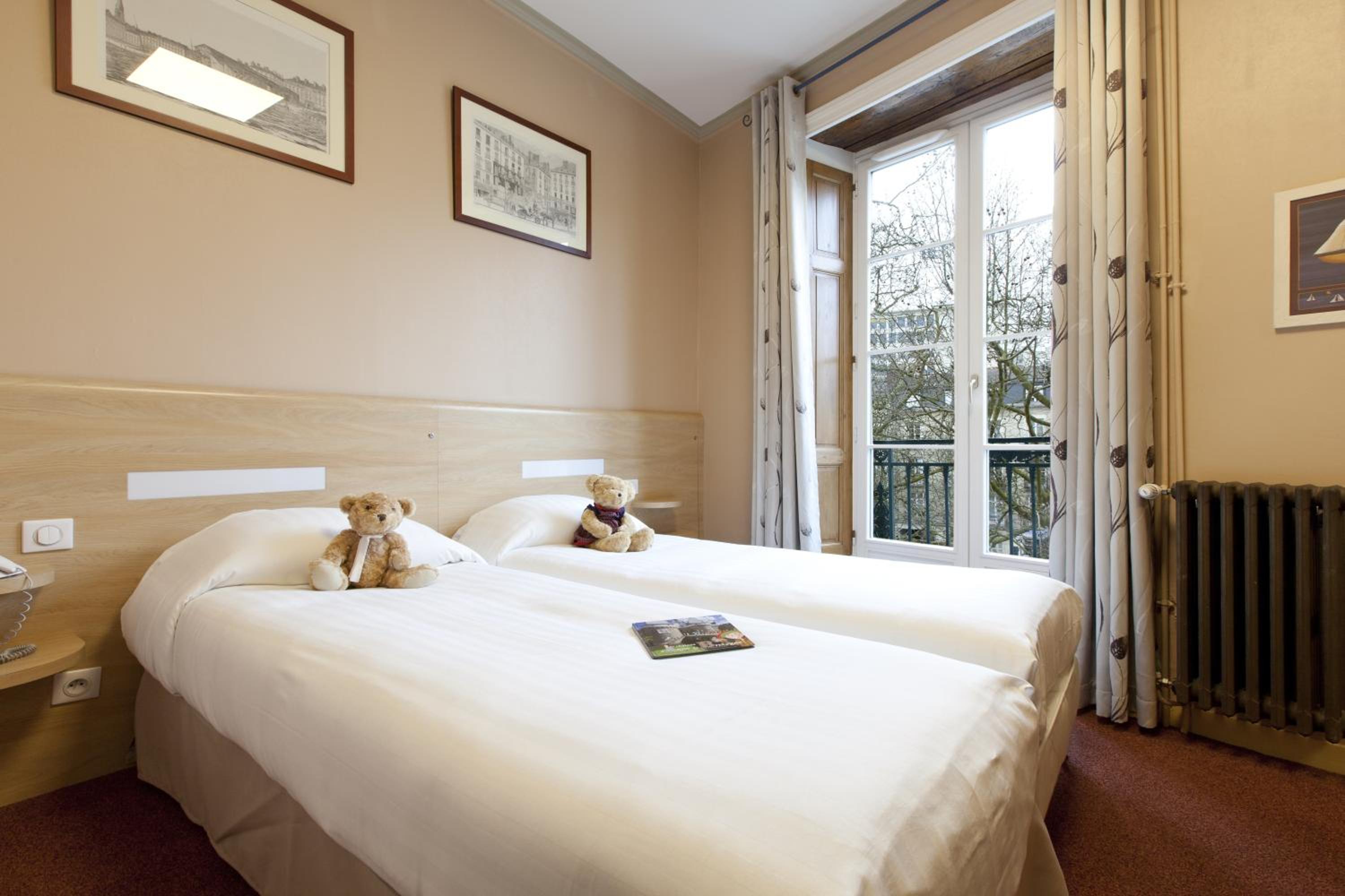 Double Room - Photo 19