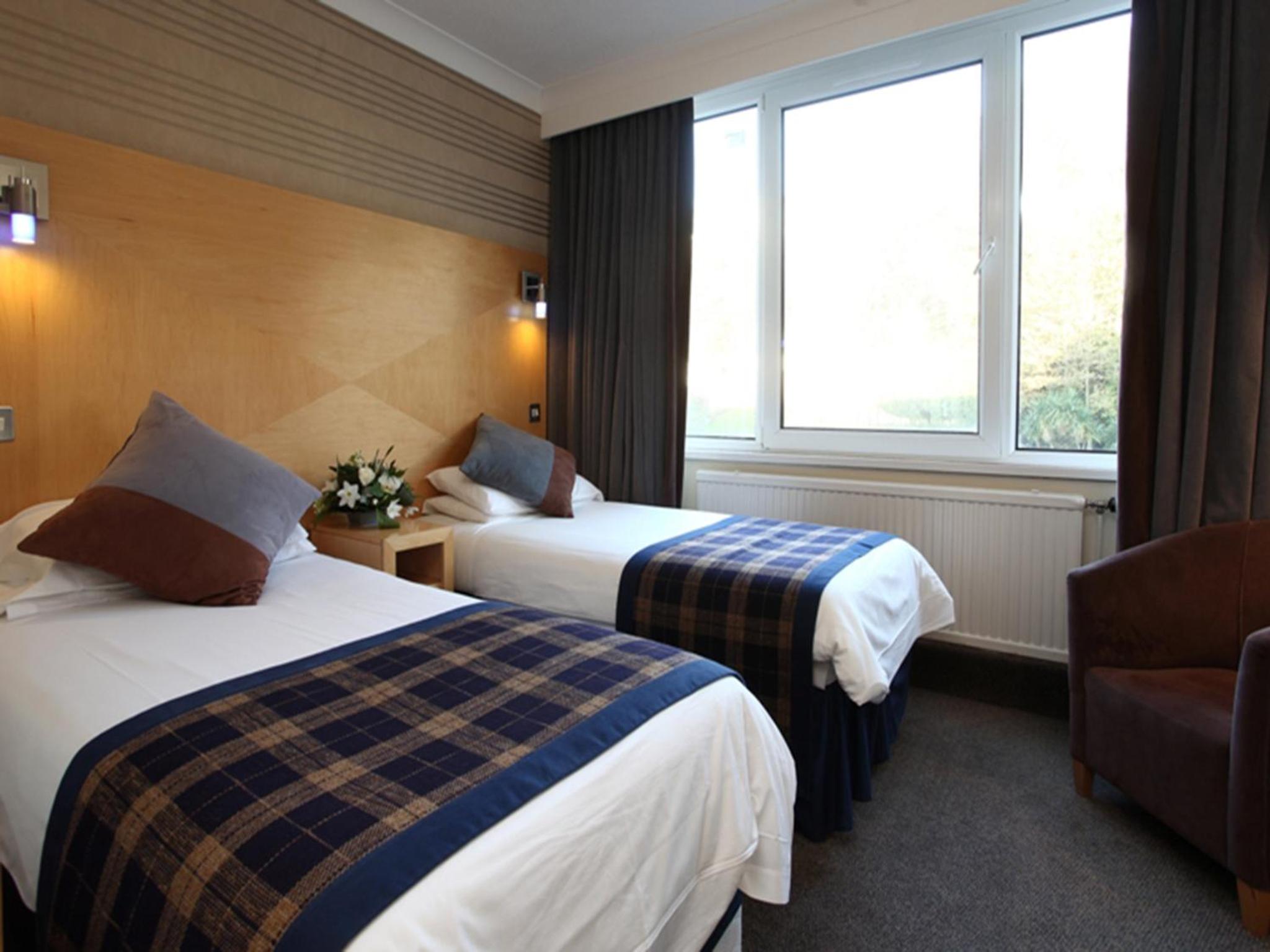 Twin Room - Photo 2