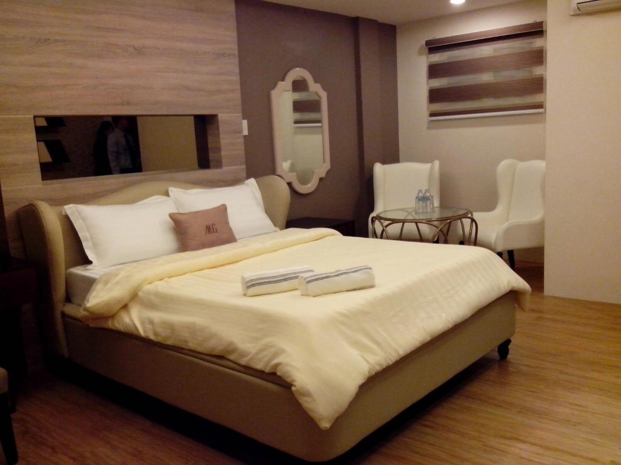 Standard Family Room