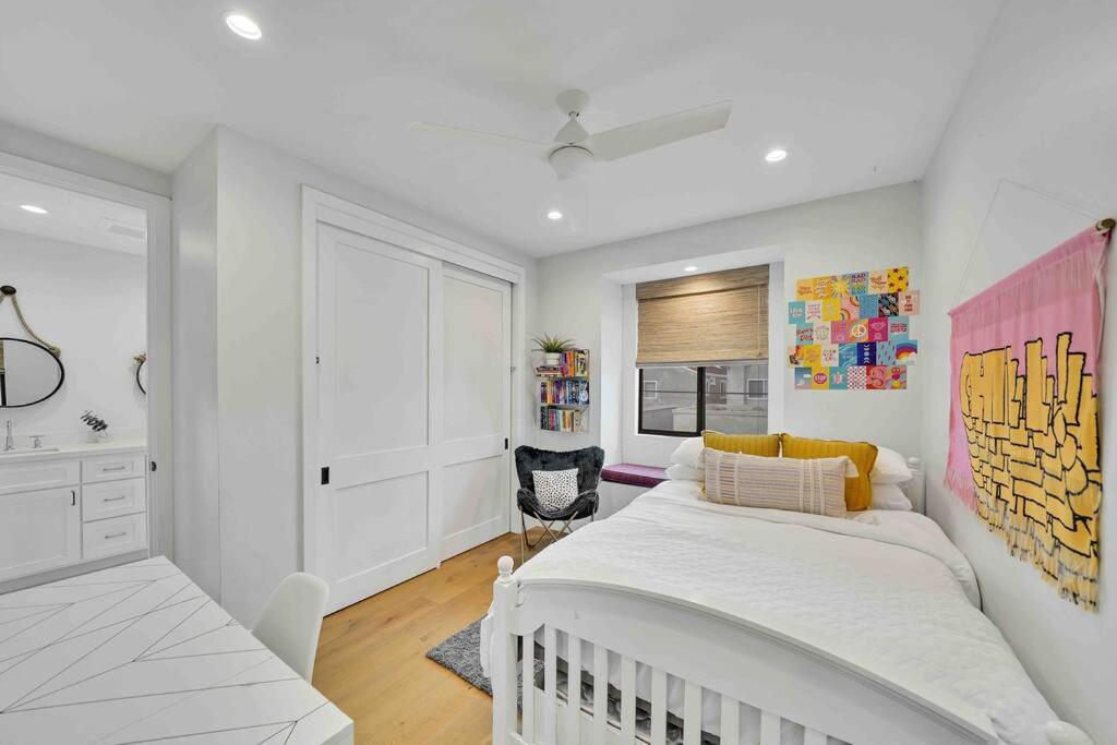 Four-Bedroom House photo 1
