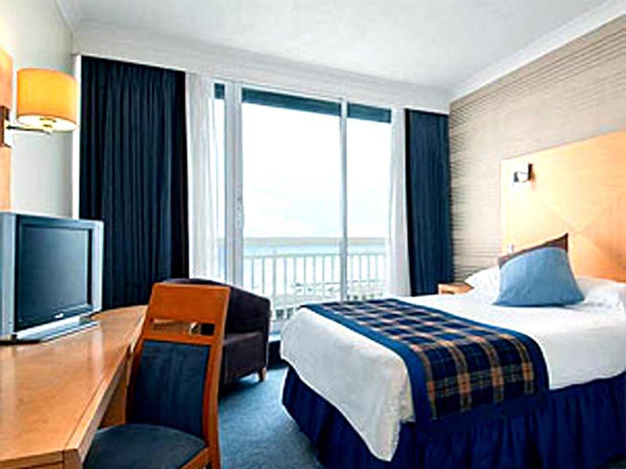 Double Room with Sea View - Photo 4