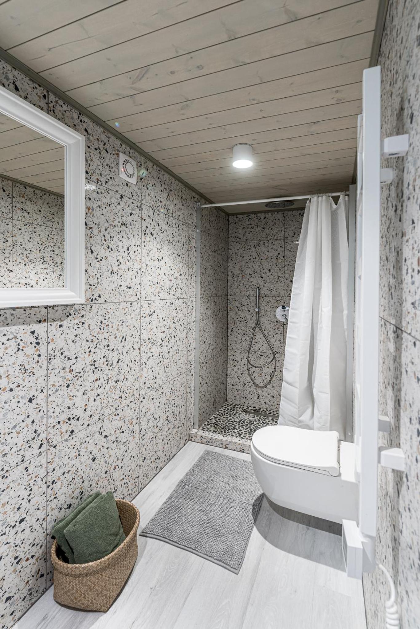 One-Bedroom House photo 2