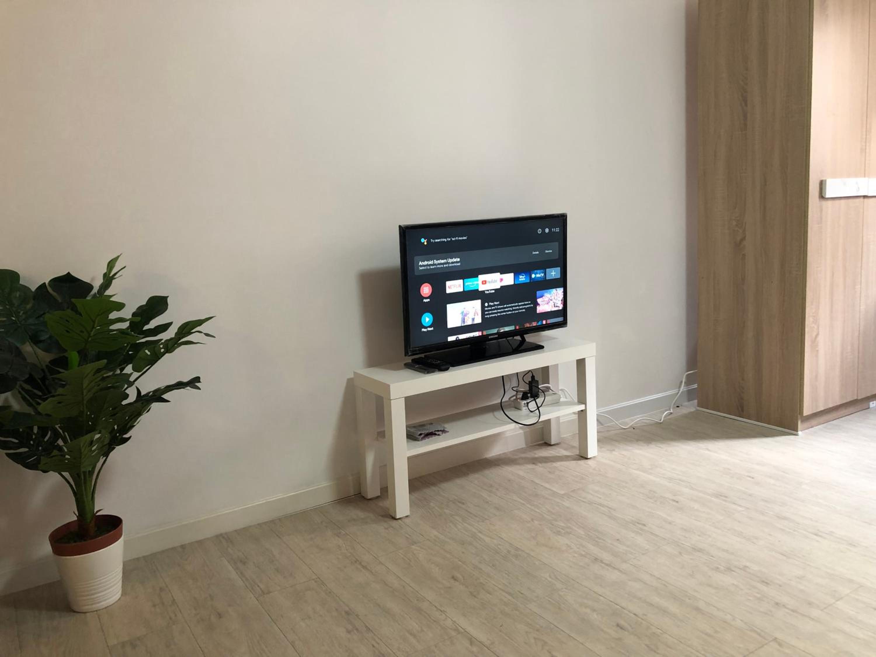 One-Bedroom Apartment - Photo 16