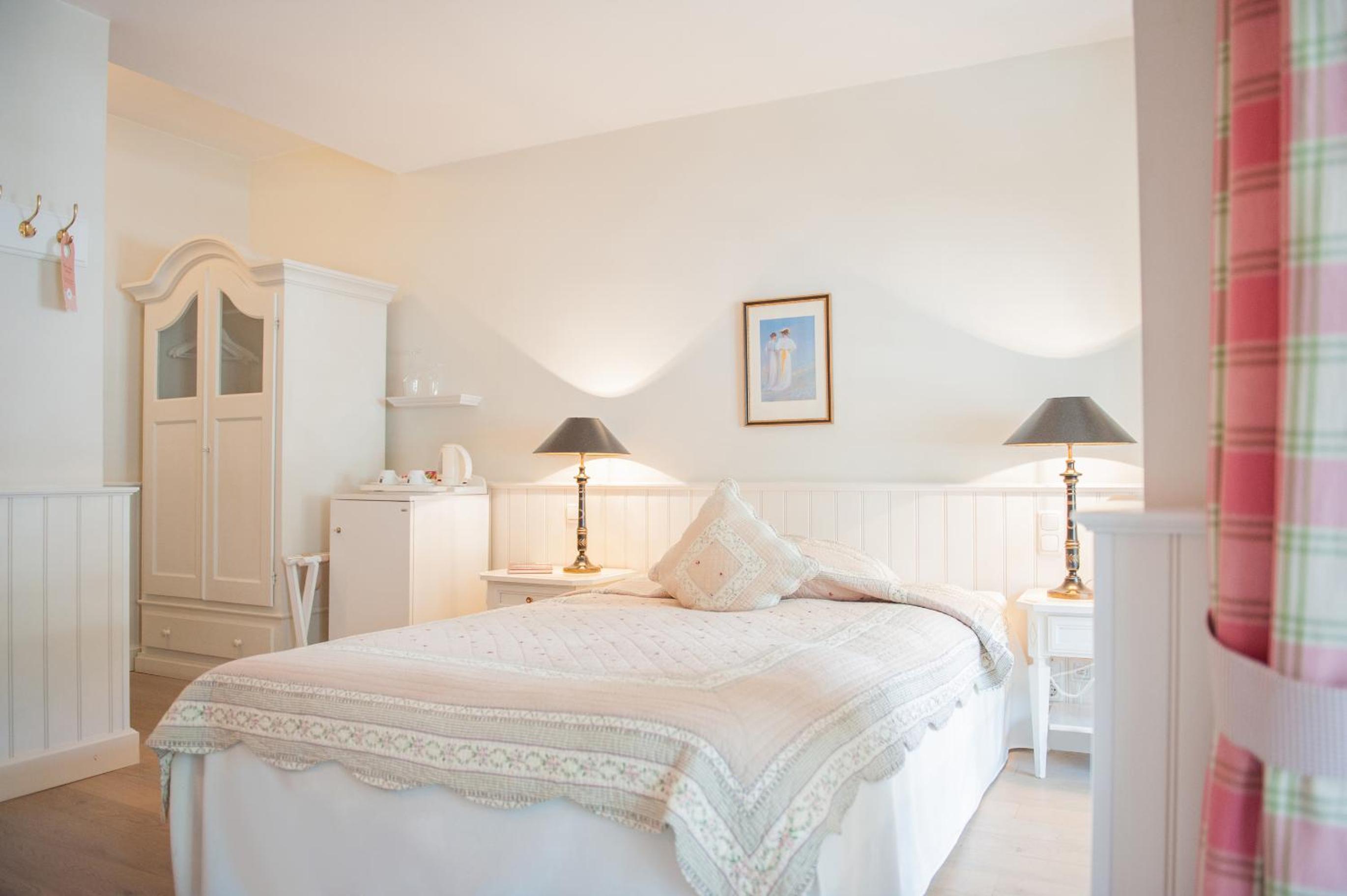 Classic Single Room with Park View photo 2