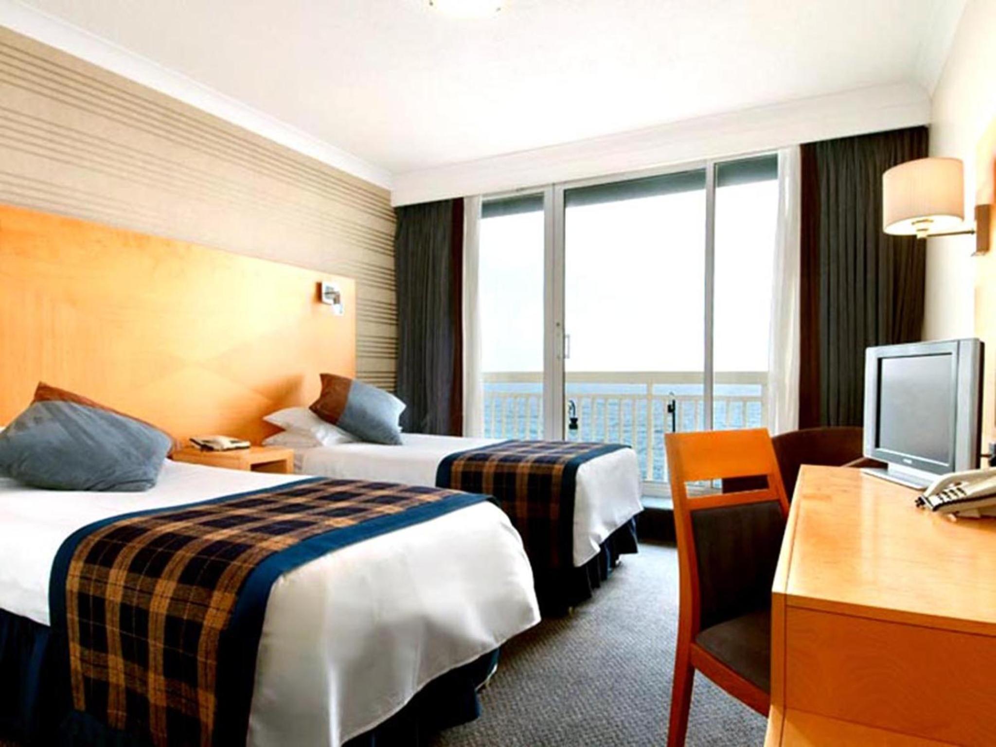Twin Room with Sea View - Photo 1