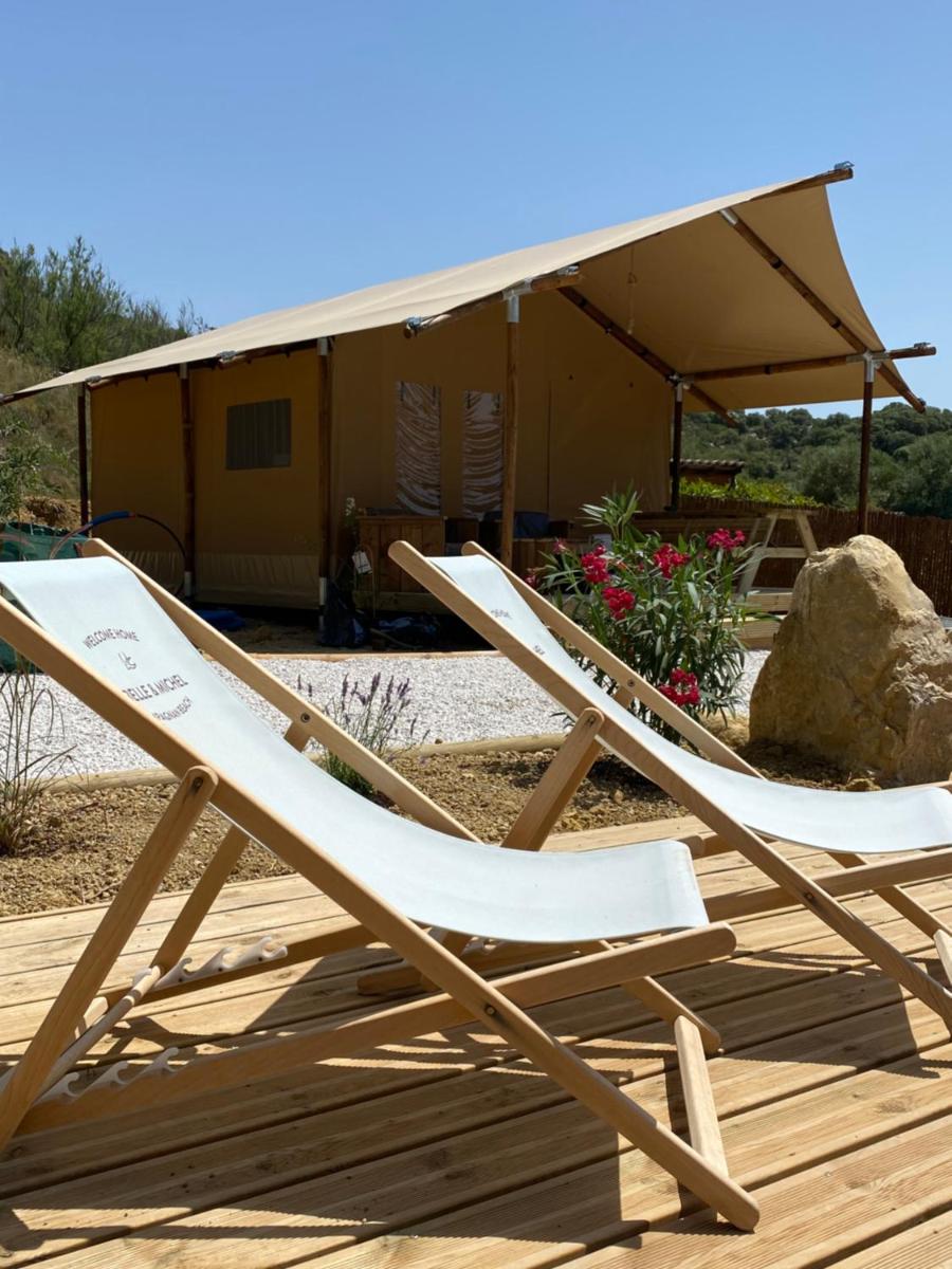 Tent - Photo 1