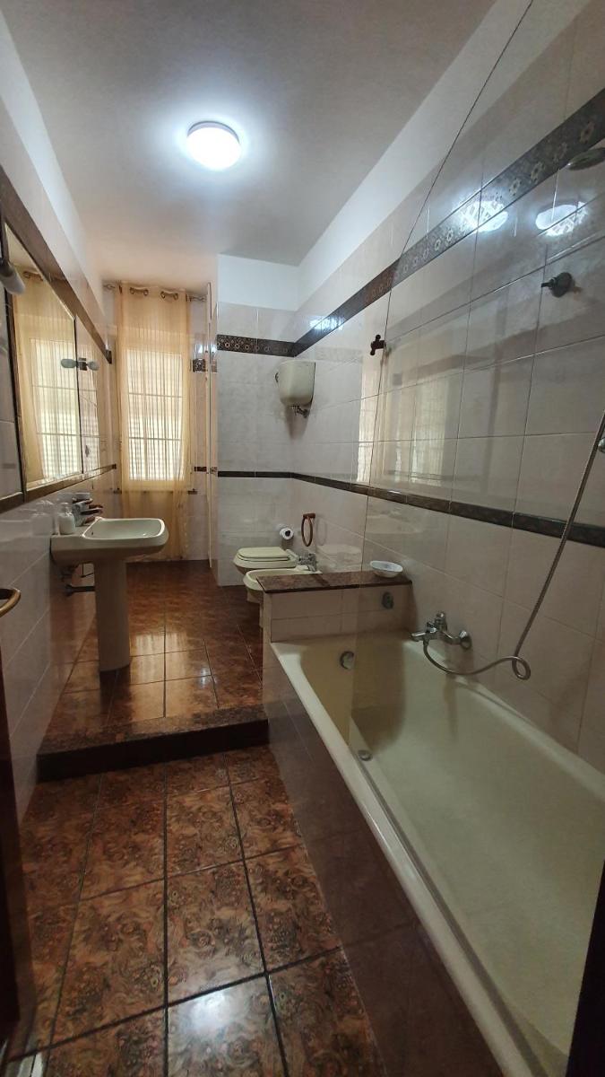 Three-Bedroom Apartment - Photo 5