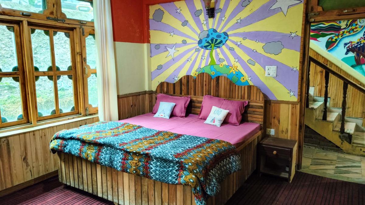 Double Room with Private Bathroom photo 3