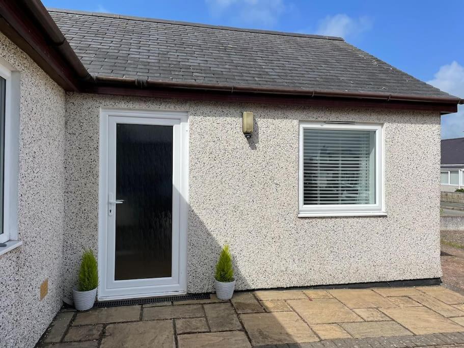 One-Bedroom House - Photo 23