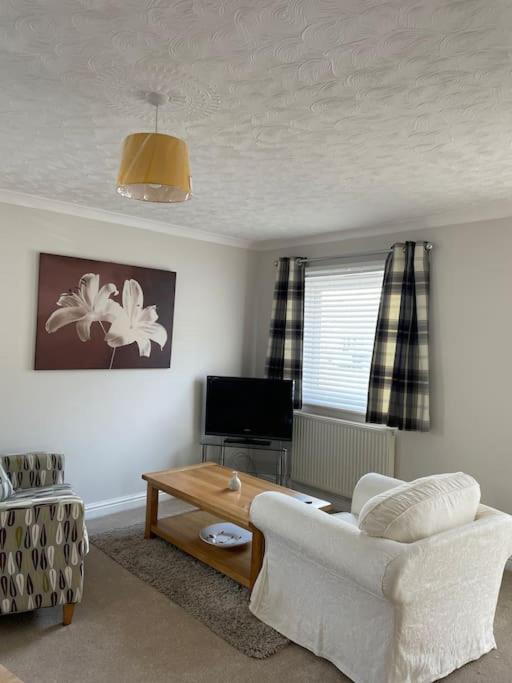 One-Bedroom House - Photo 17