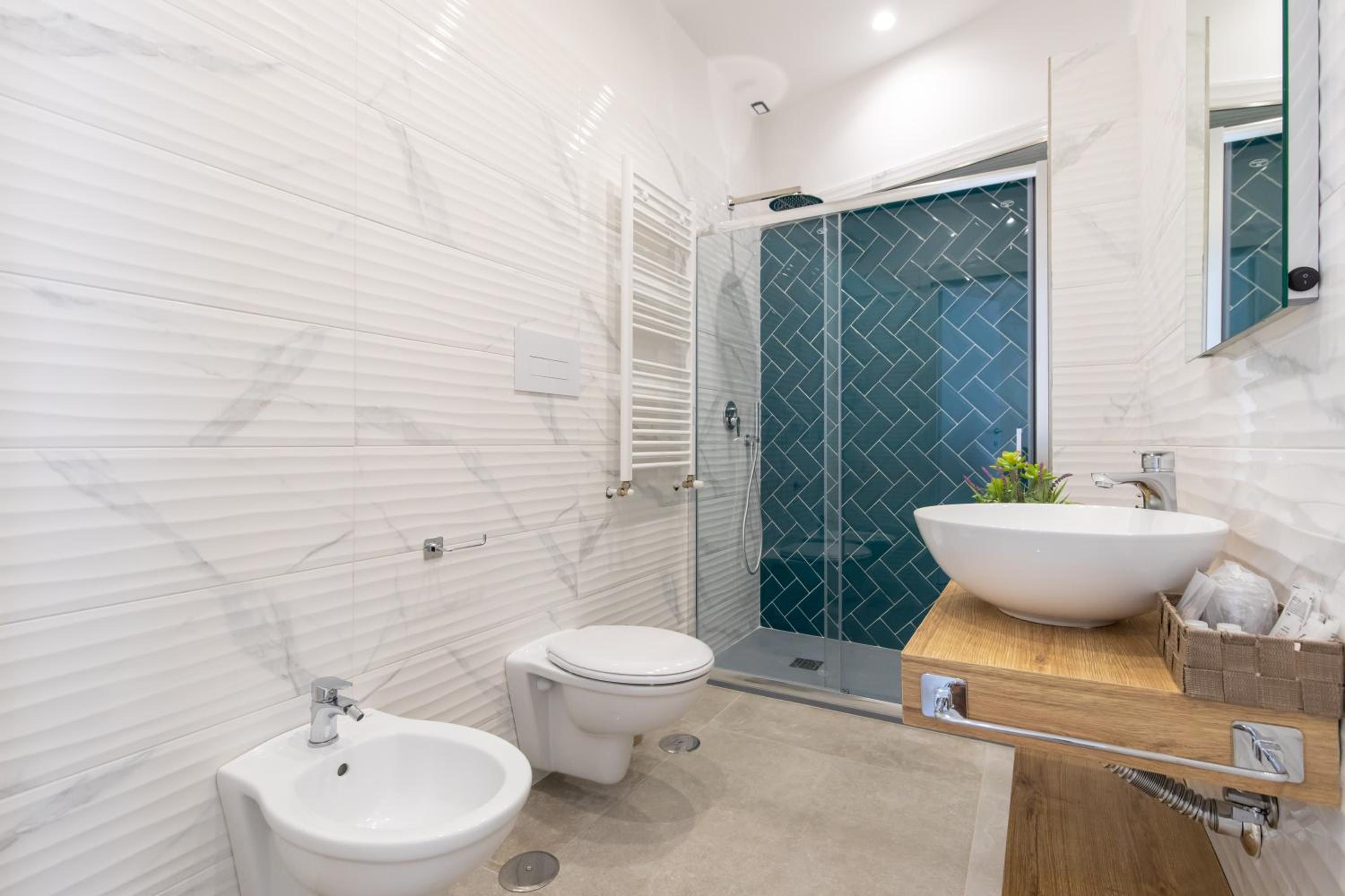 Deluxe Double Room with Balcony and Sea View photo 2
