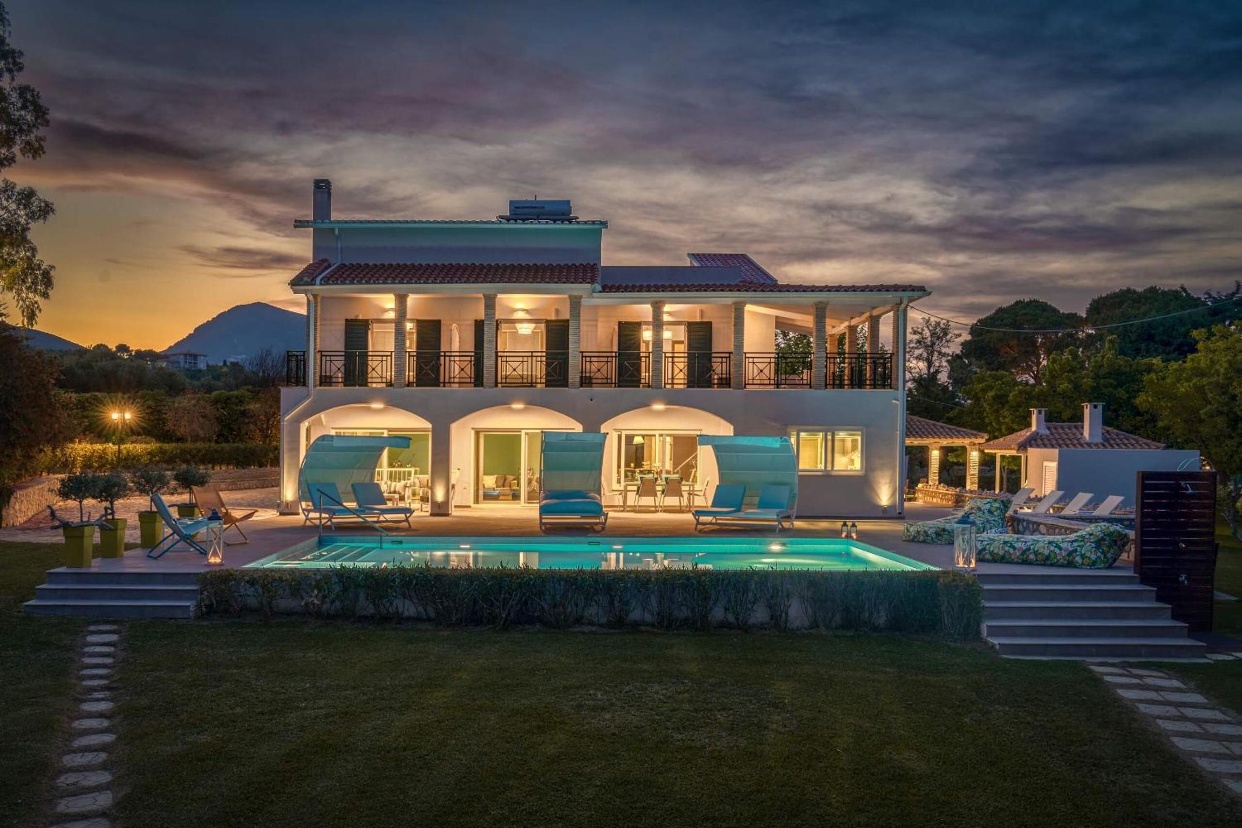 Deluxe Villa photo 3